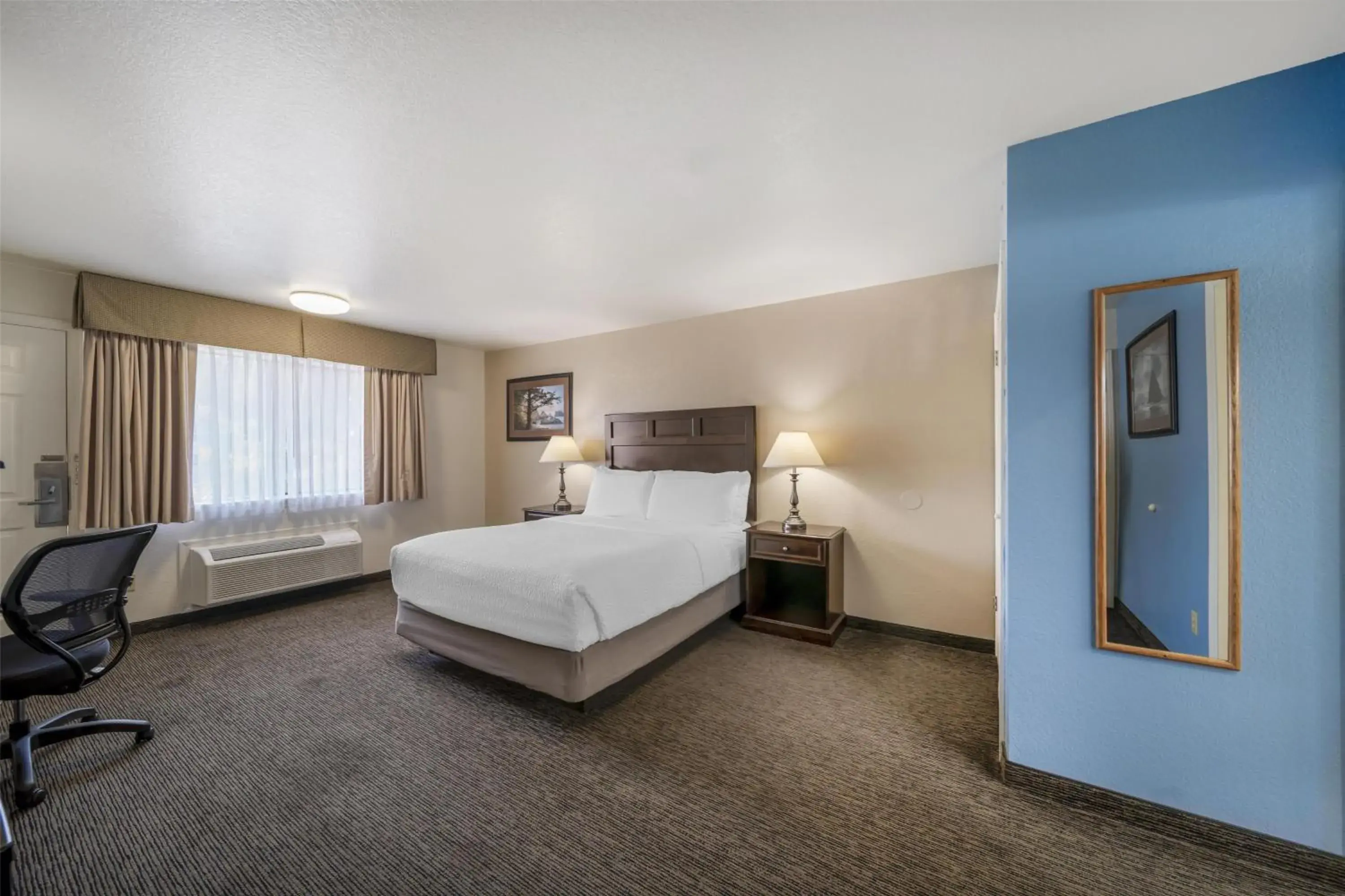 Bedroom, Bed in Best Western Arcata Inn Bedroom, Bed in Best Western Arcata Inn