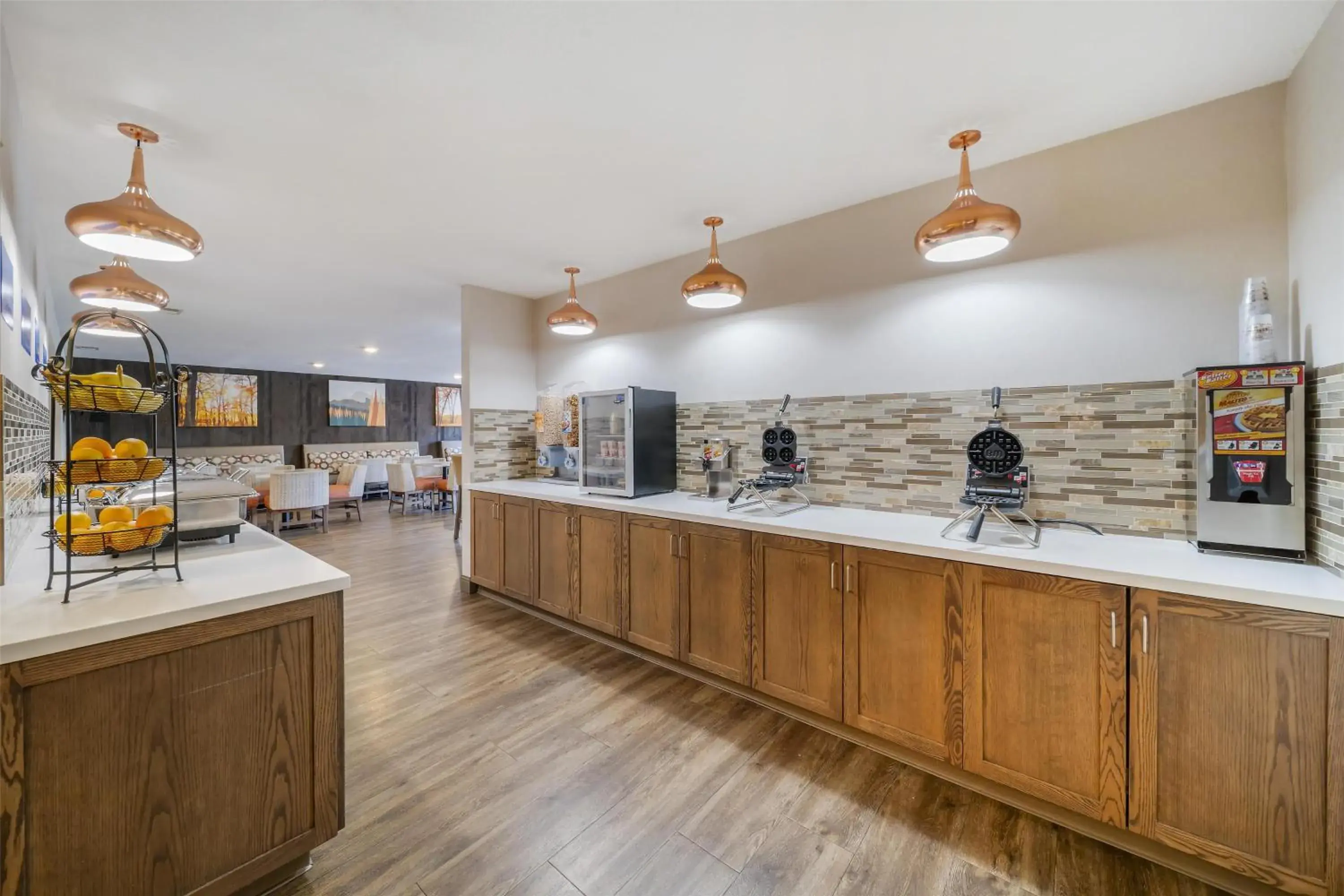 Breakfast in Best Western Arcata Inn Breakfast in Best Western Arcata Inn