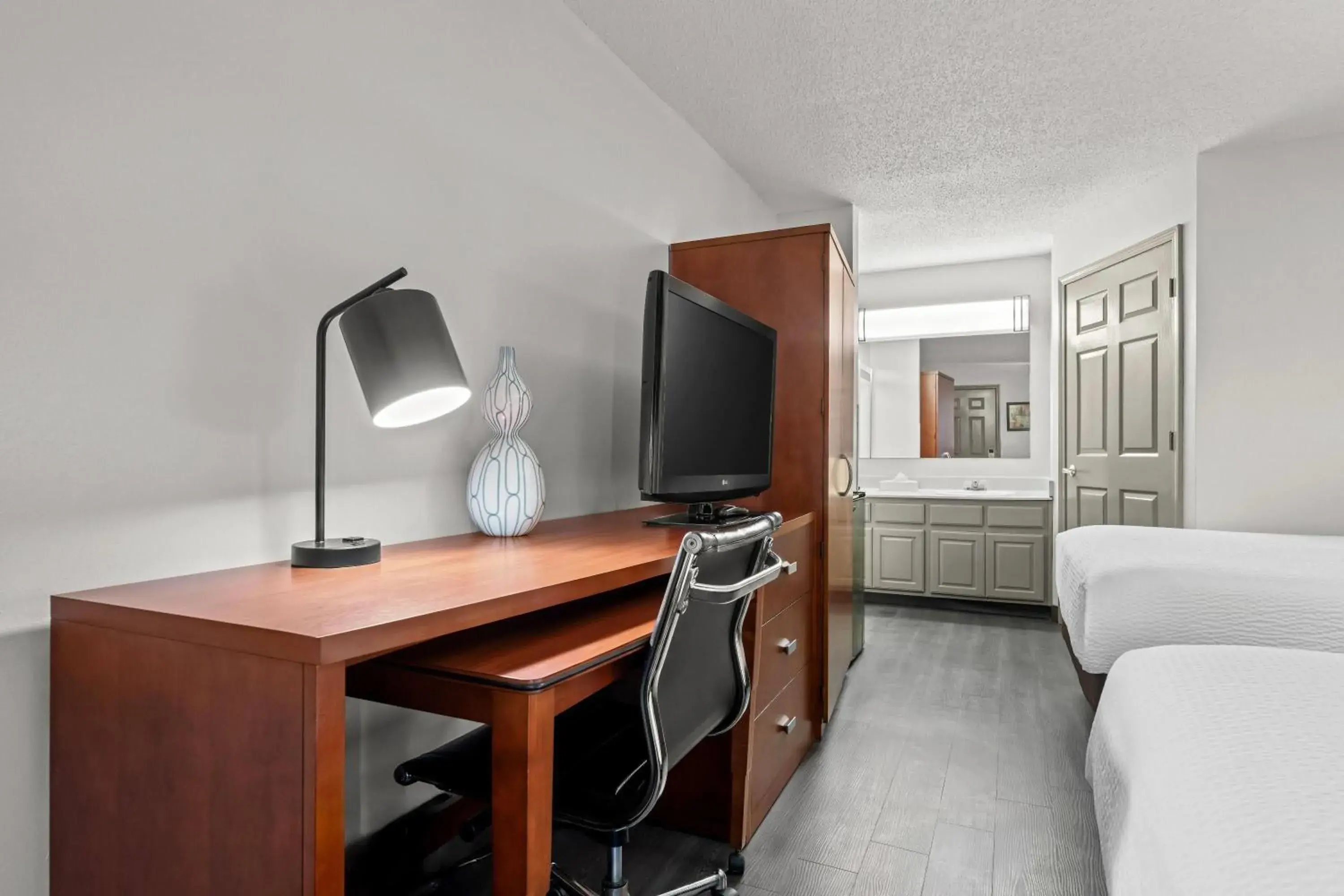 Bed in Baymont by Wyndham Tuscaloosa Bed in Baymont by Wyndham Tuscaloosa