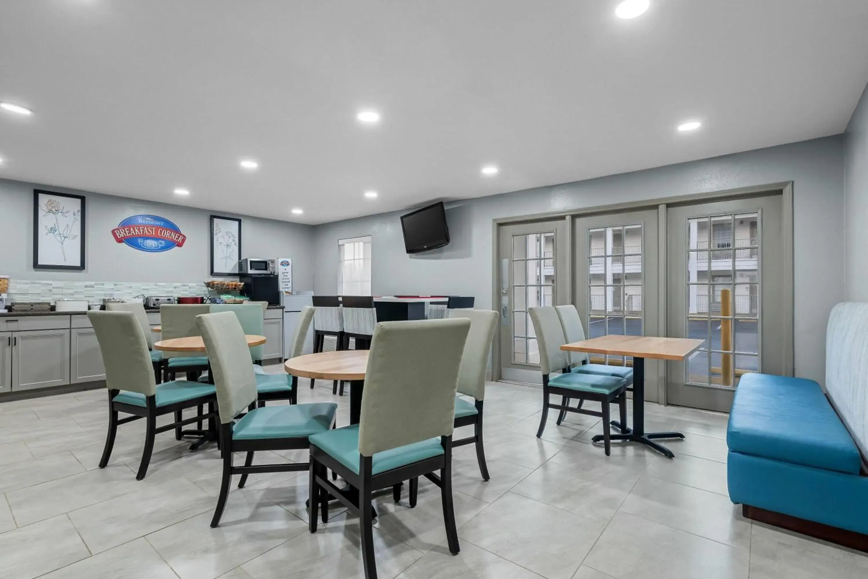 Restaurant/places to eat in Baymont by Wyndham Tuscaloosa Restaurant/places to eat in Baymont by Wyndham Tuscaloosa