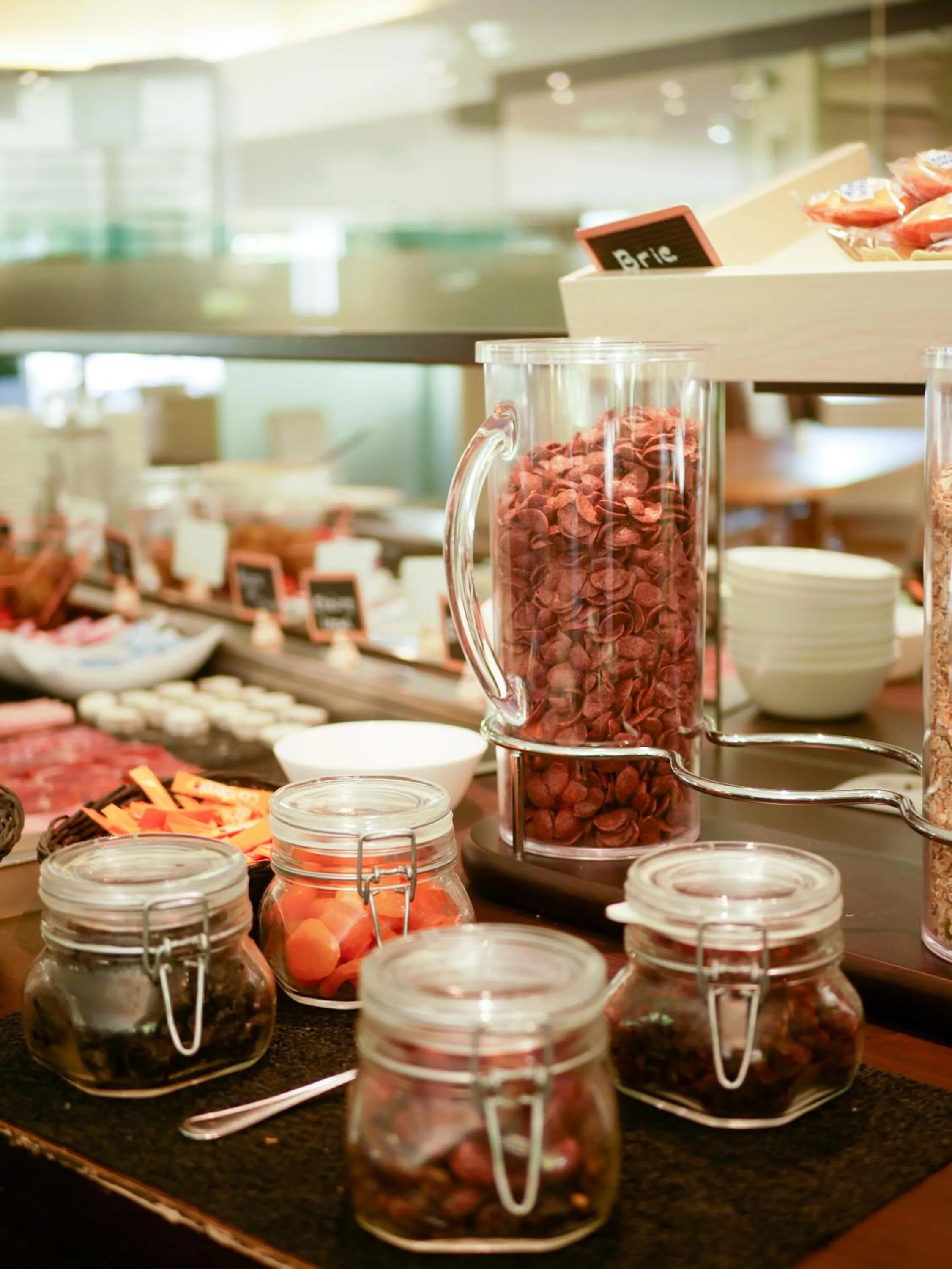 Buffet breakfast in Best Western Le Bois de la Marche