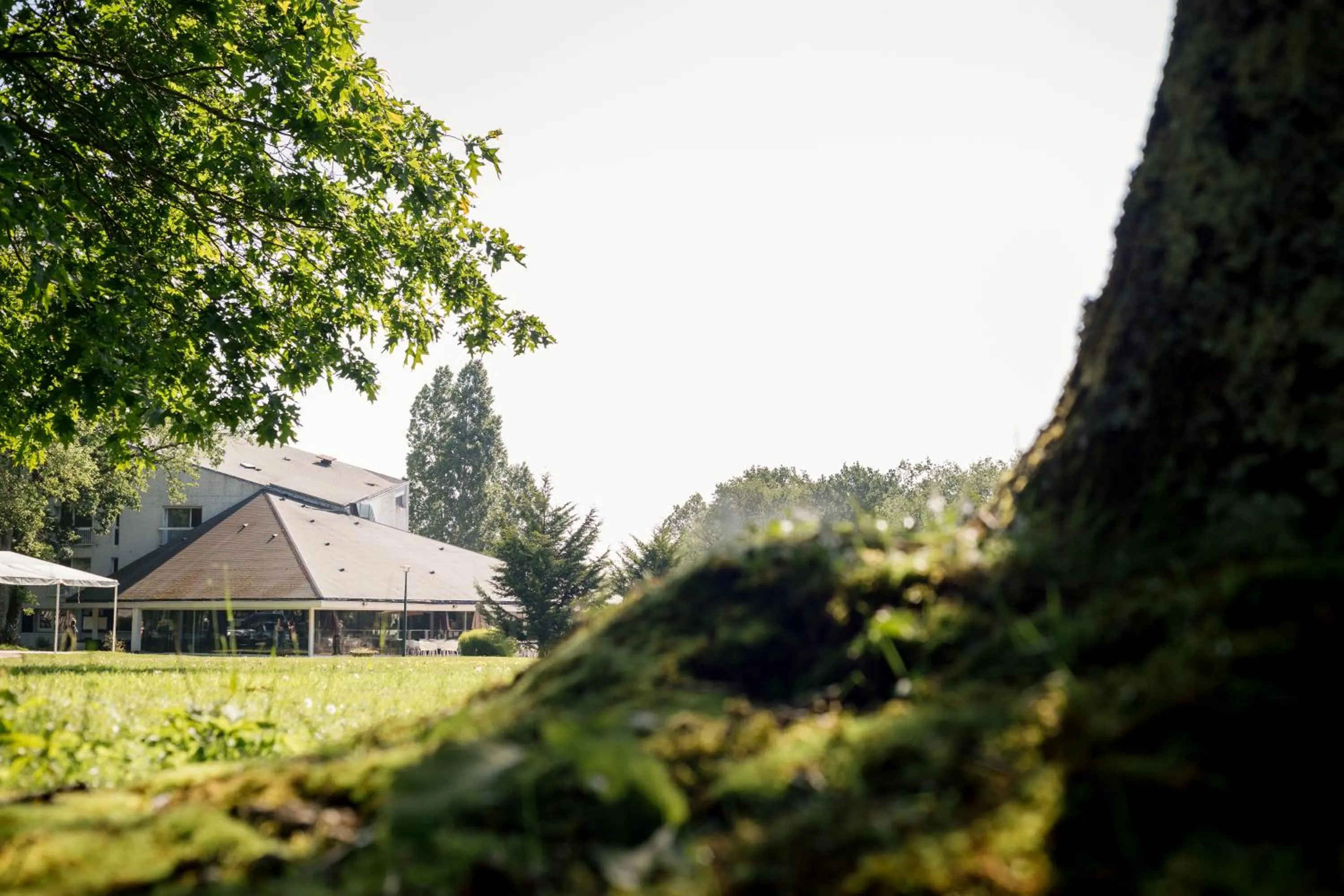 Property building in Best Western Le Bois de la Marche