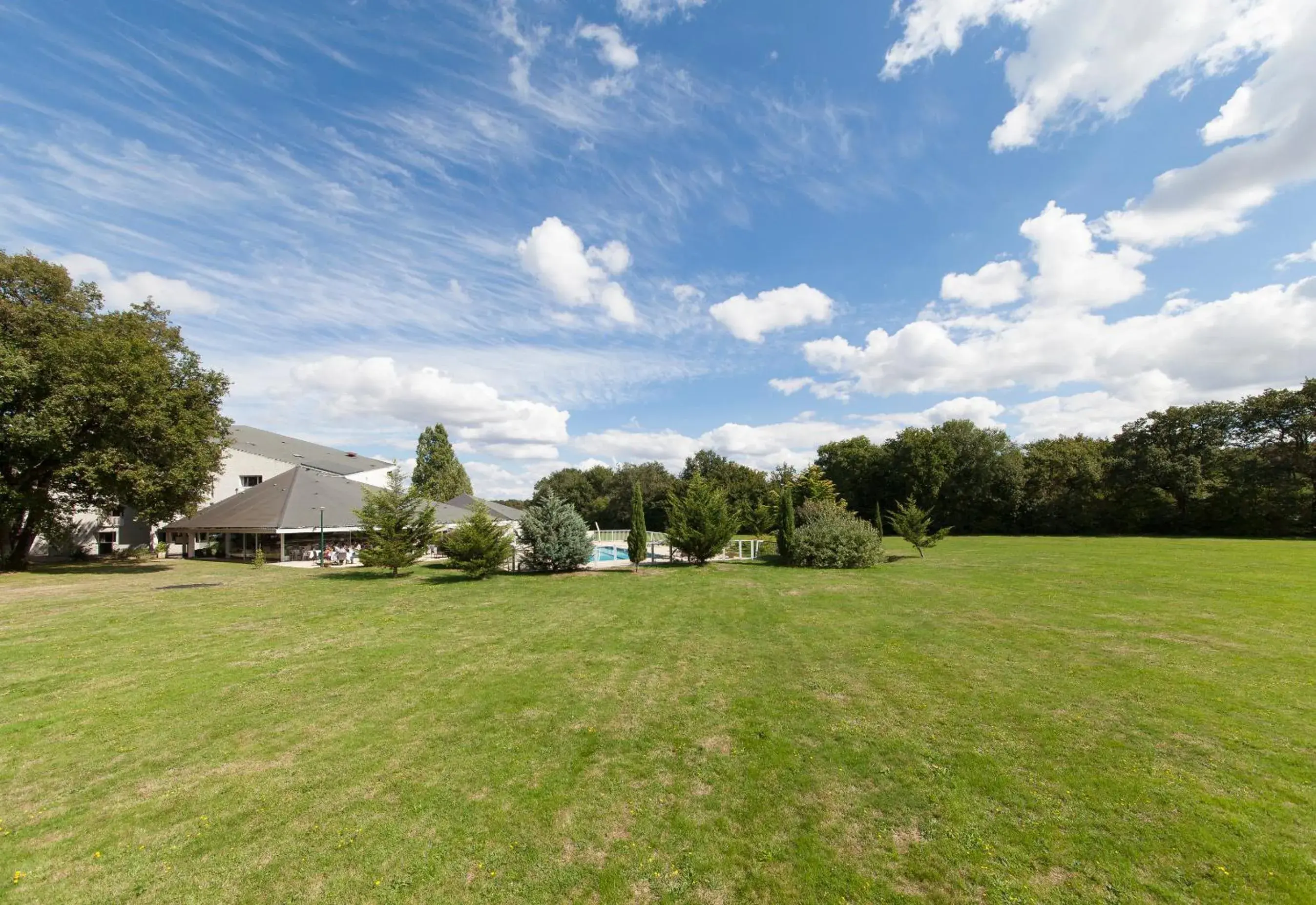 Property building in Best Western Le Bois de la Marche Property building in Best Western Le Bois de la Marche