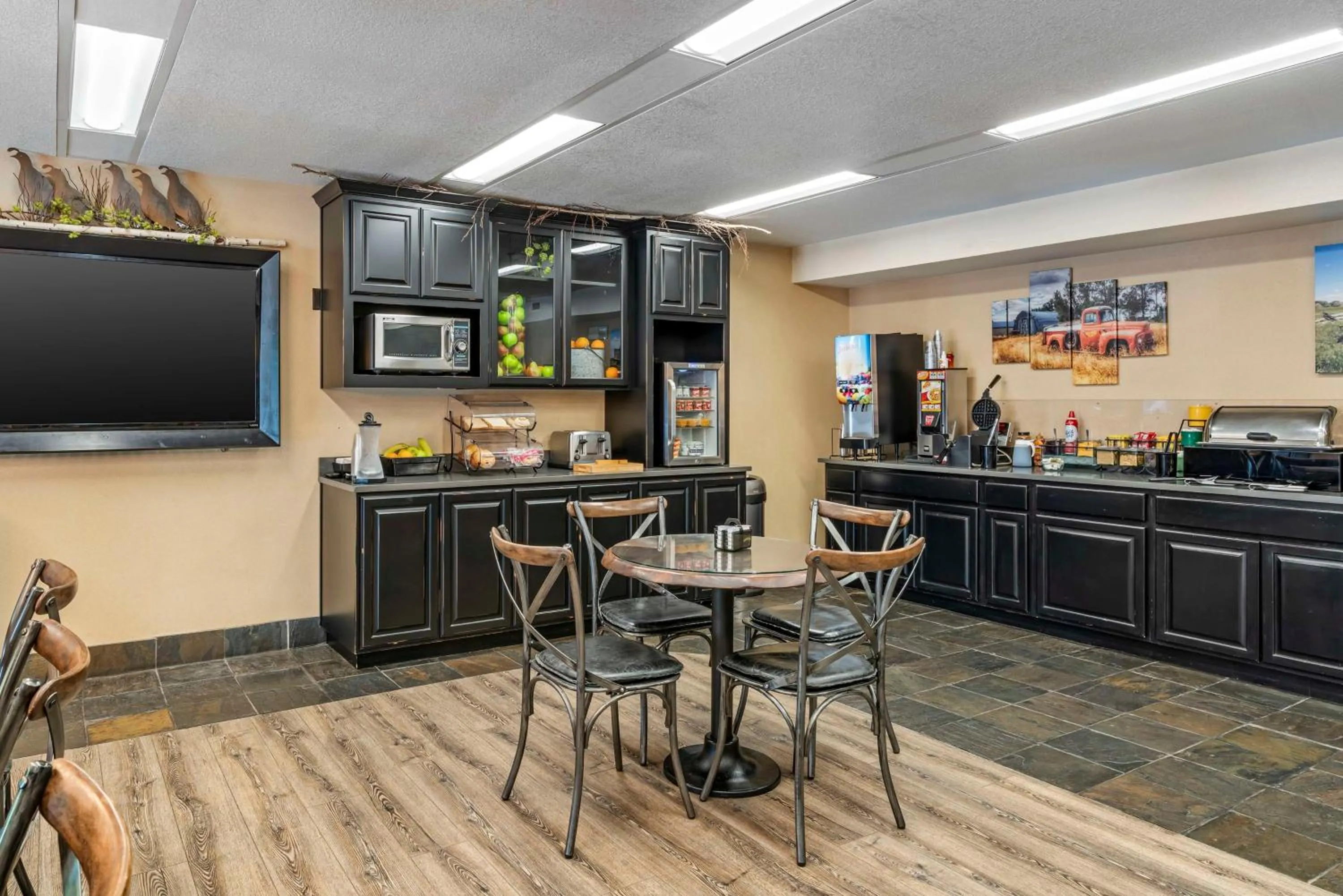 Breakfast in Best Western Rory & Ryan Inns