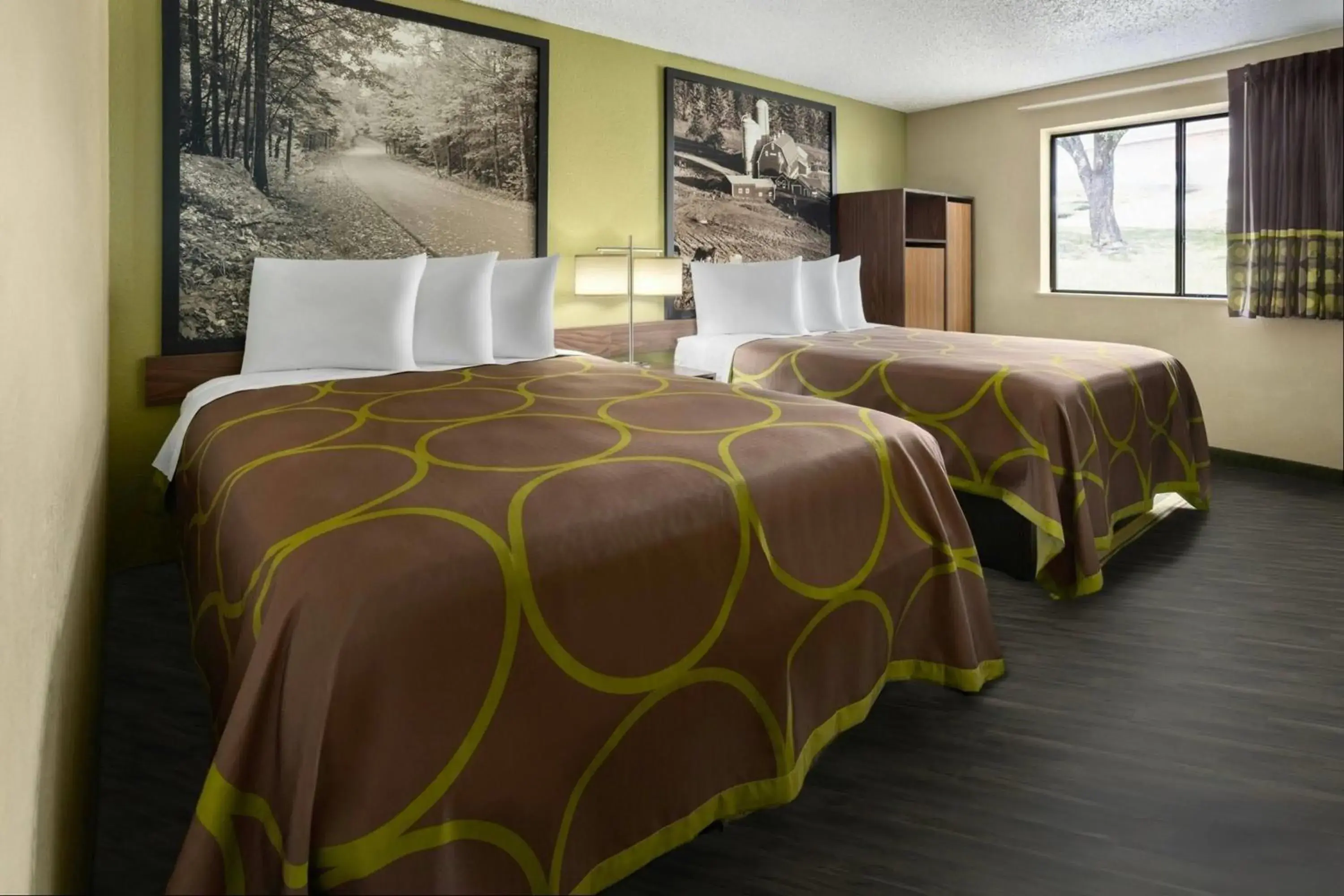 Photo of the whole room, Bed in Super 8 by Wyndham St. Clairsville OH/Wheeling WV Area Photo of the whole room, Bed in Super 8 by Wyndham St. Clairsville OH/Wheeling WV Area