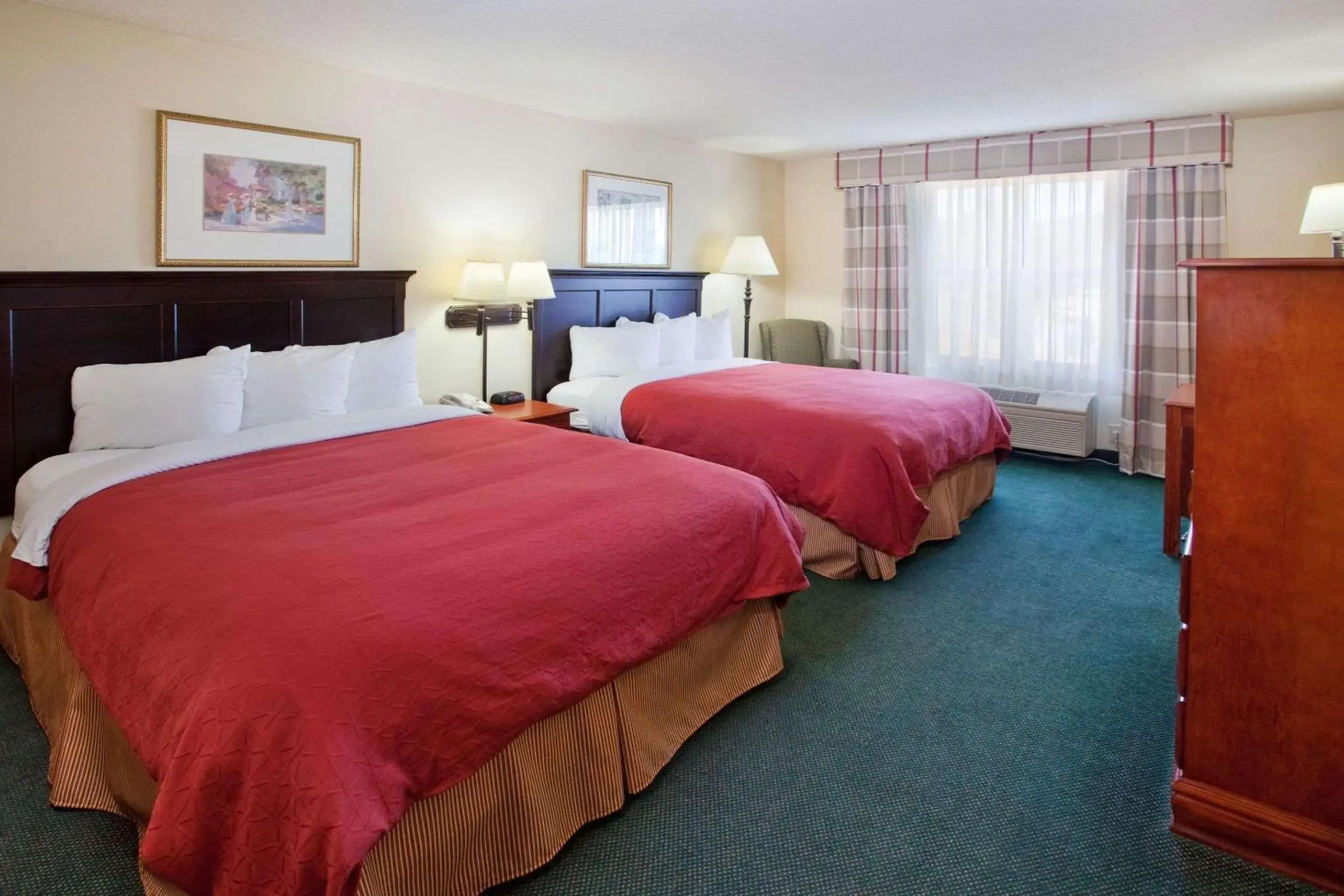 Bedroom, Bed in Country Inn & Suites by Radisson, Hiram, GA Bedroom, Bed in Country Inn & Suites by Radisson, Hiram, GA