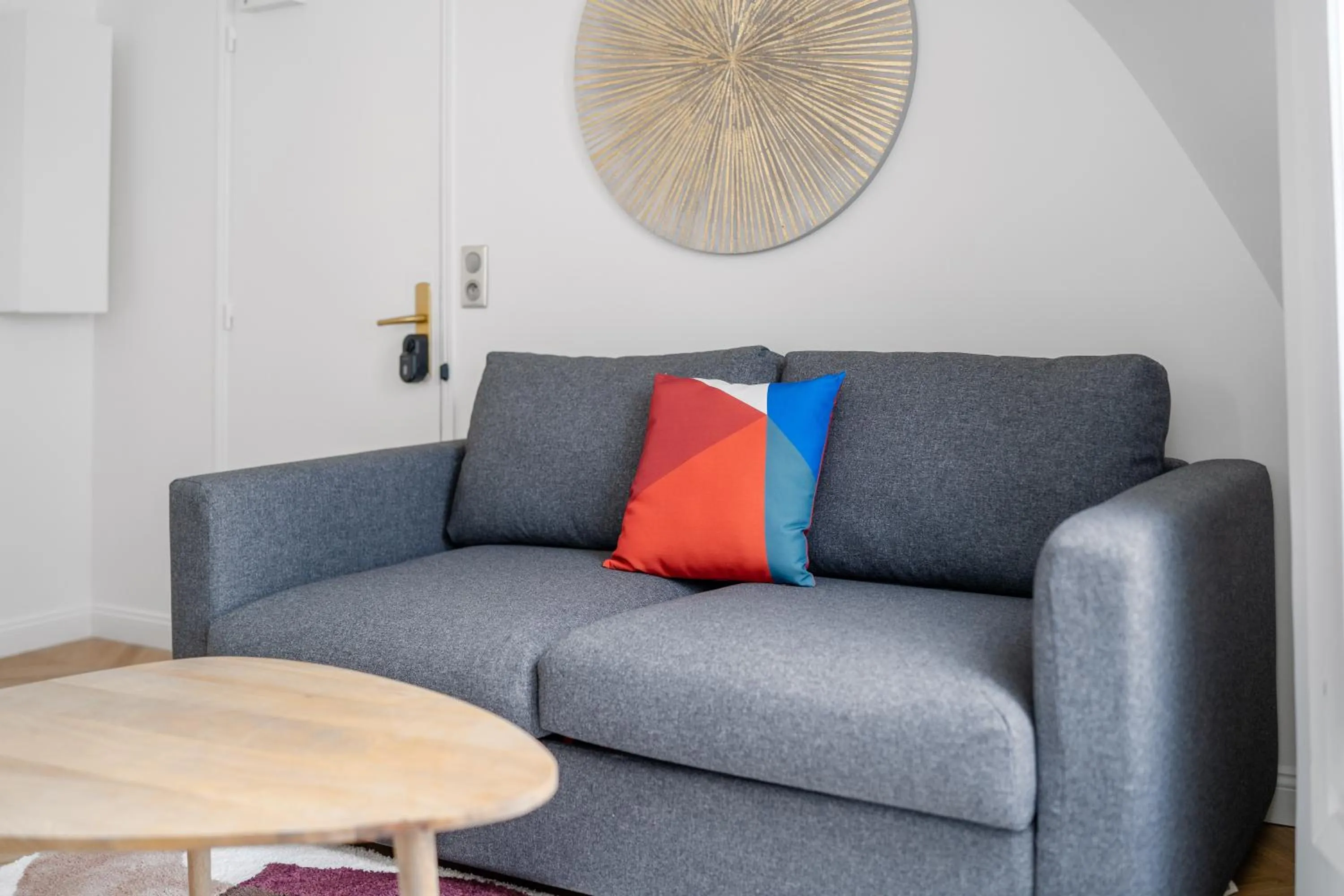 Seating area in HotelHome Paris 16