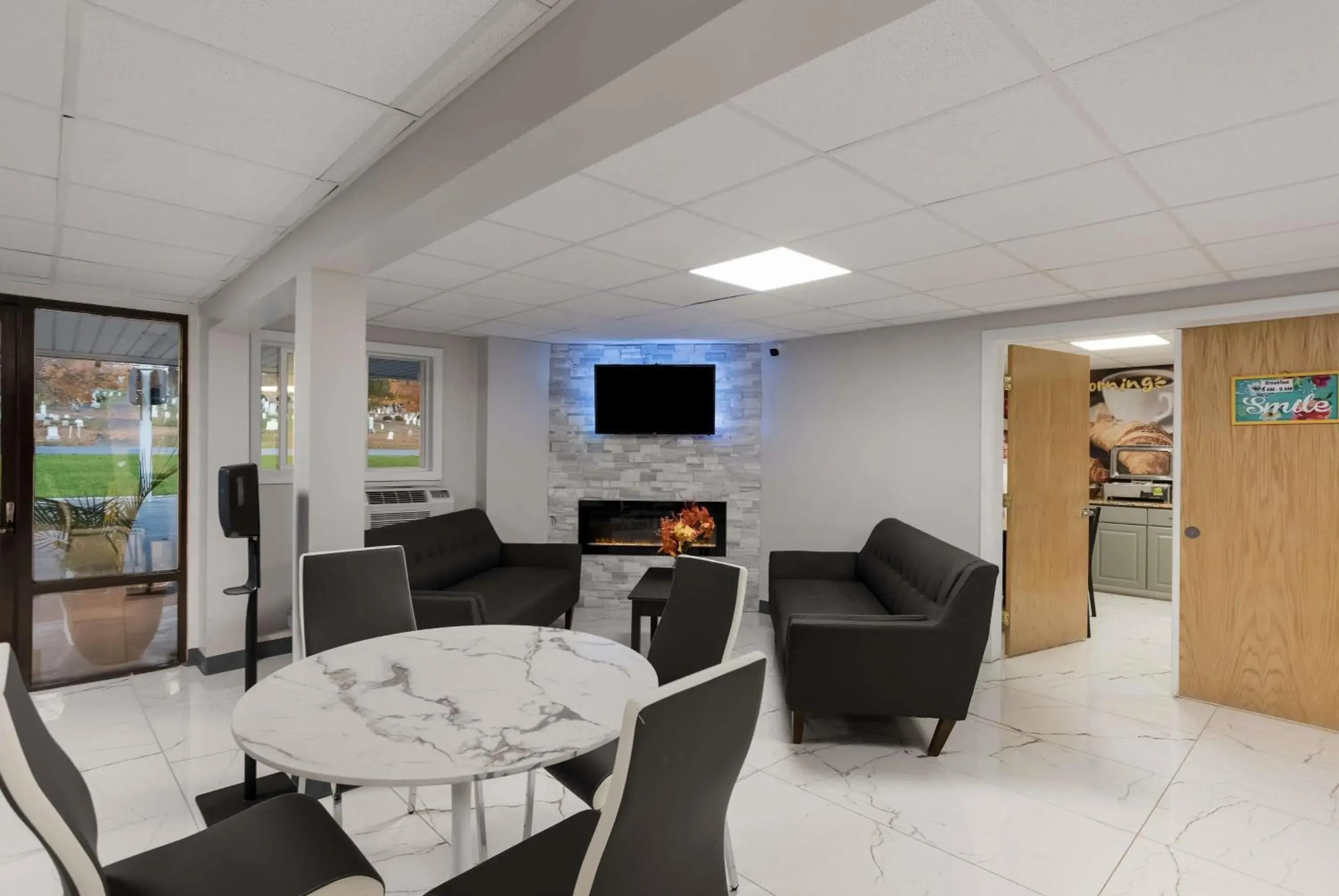 Lobby or reception in SureStay by Best Western Presque Isle Lobby or reception in SureStay by Best Western Presque Isle
