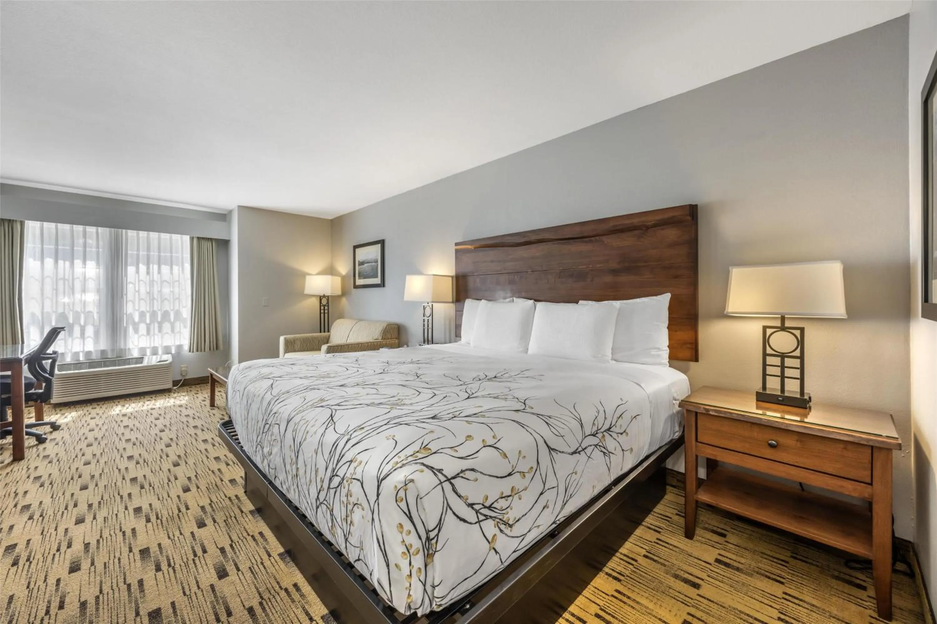 Bedroom, Bed in Best Western Plus Columbia River Inn