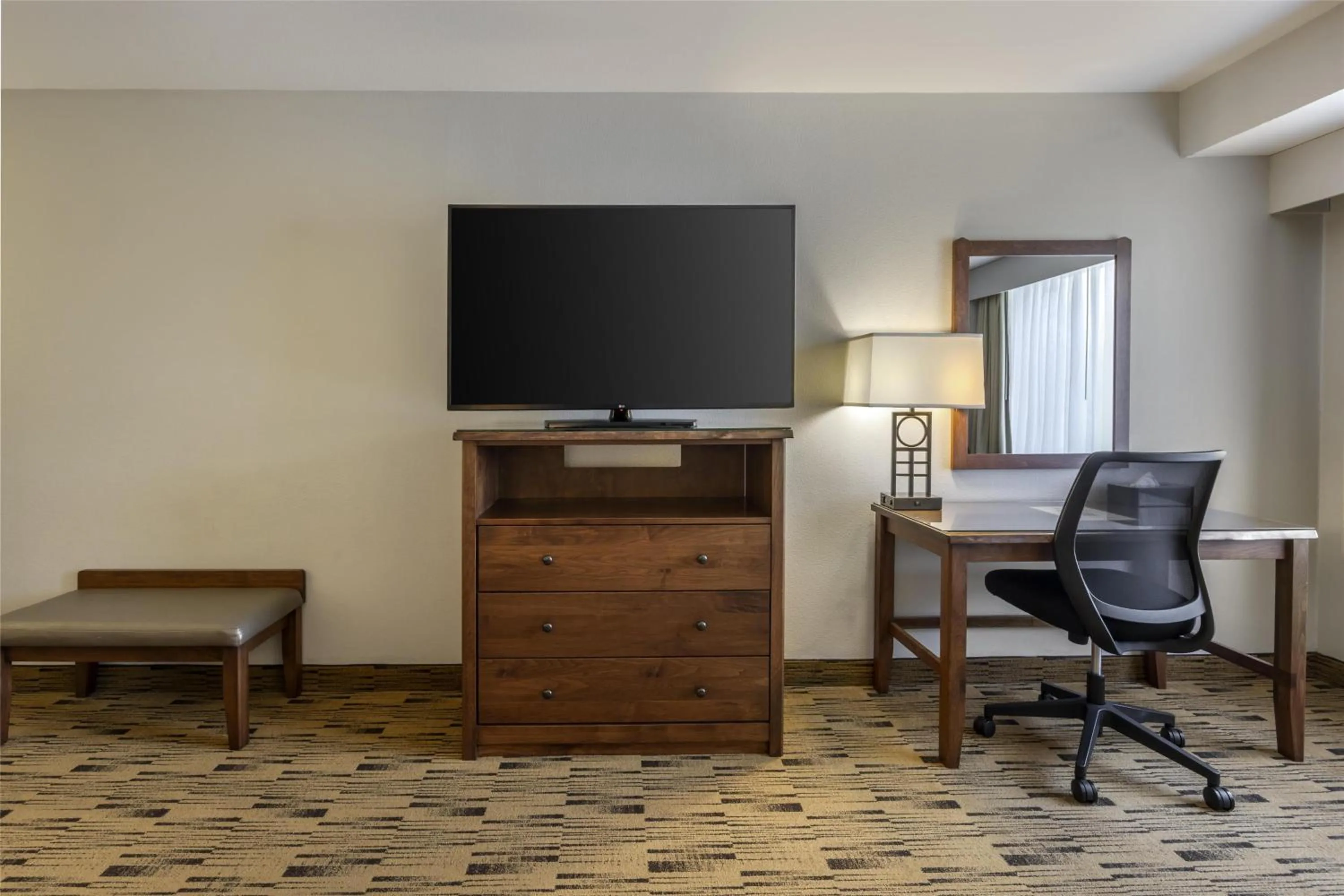 Bedroom in Best Western Plus Columbia River Inn