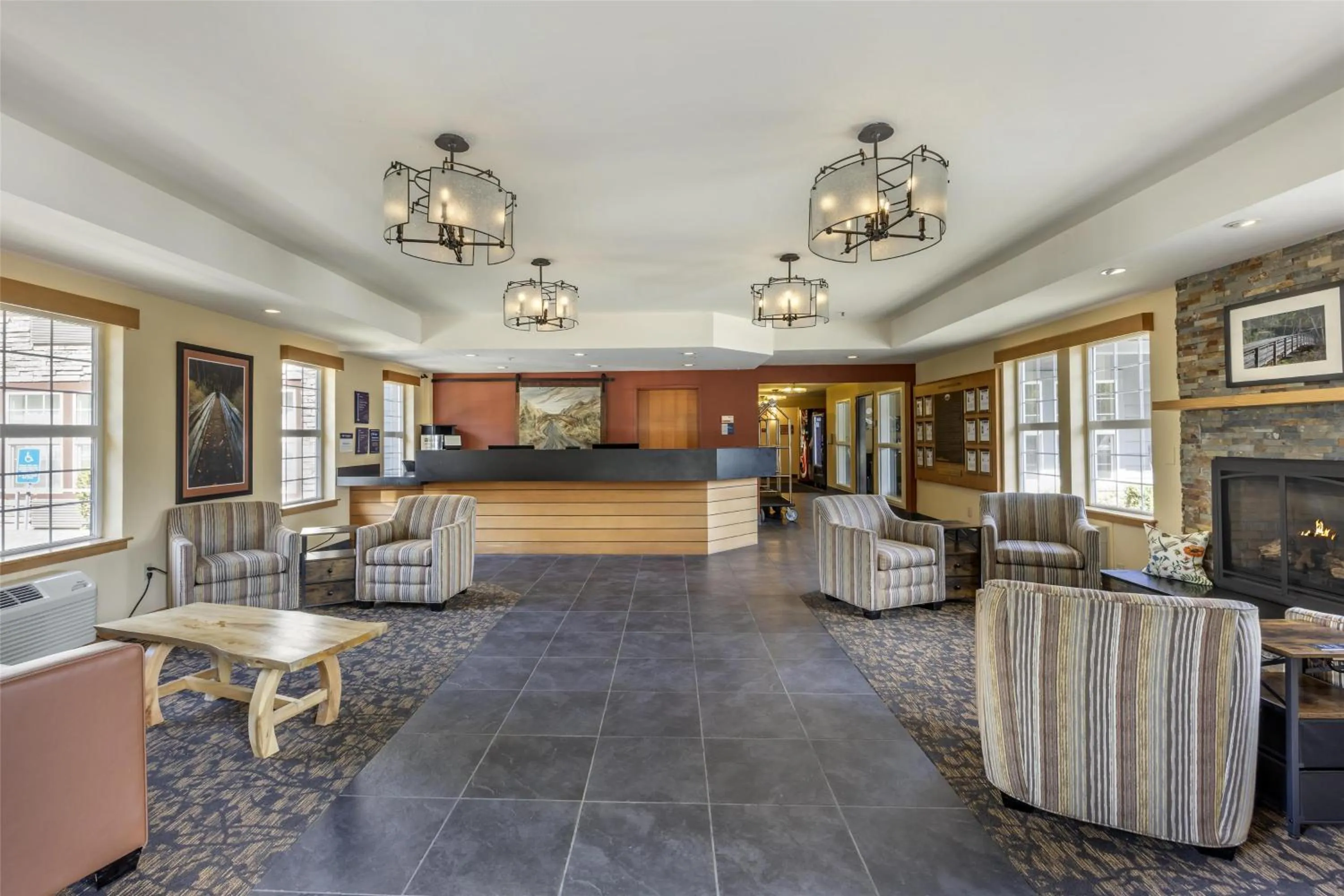 Lobby or reception in Best Western Plus Columbia River Inn