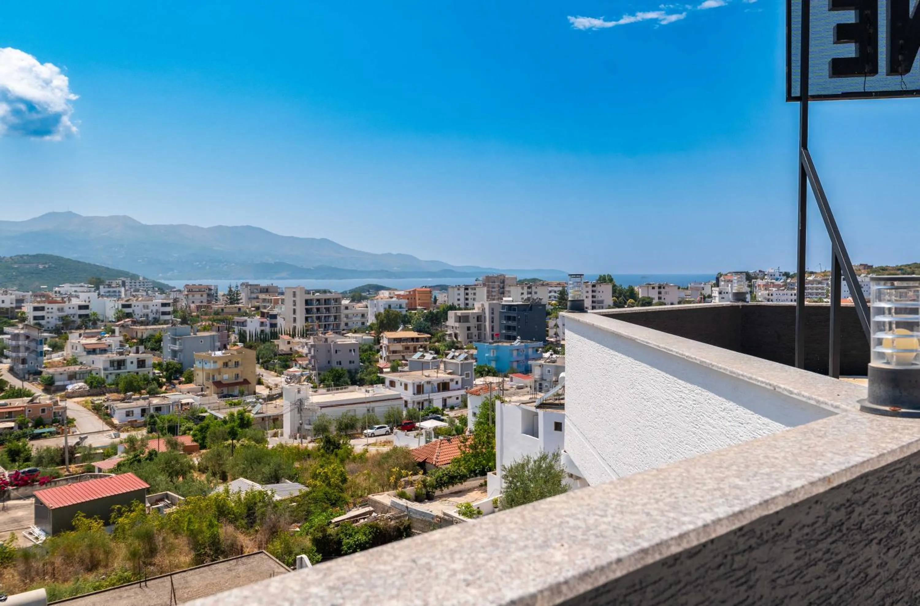 Property building in Sunshine Hotel