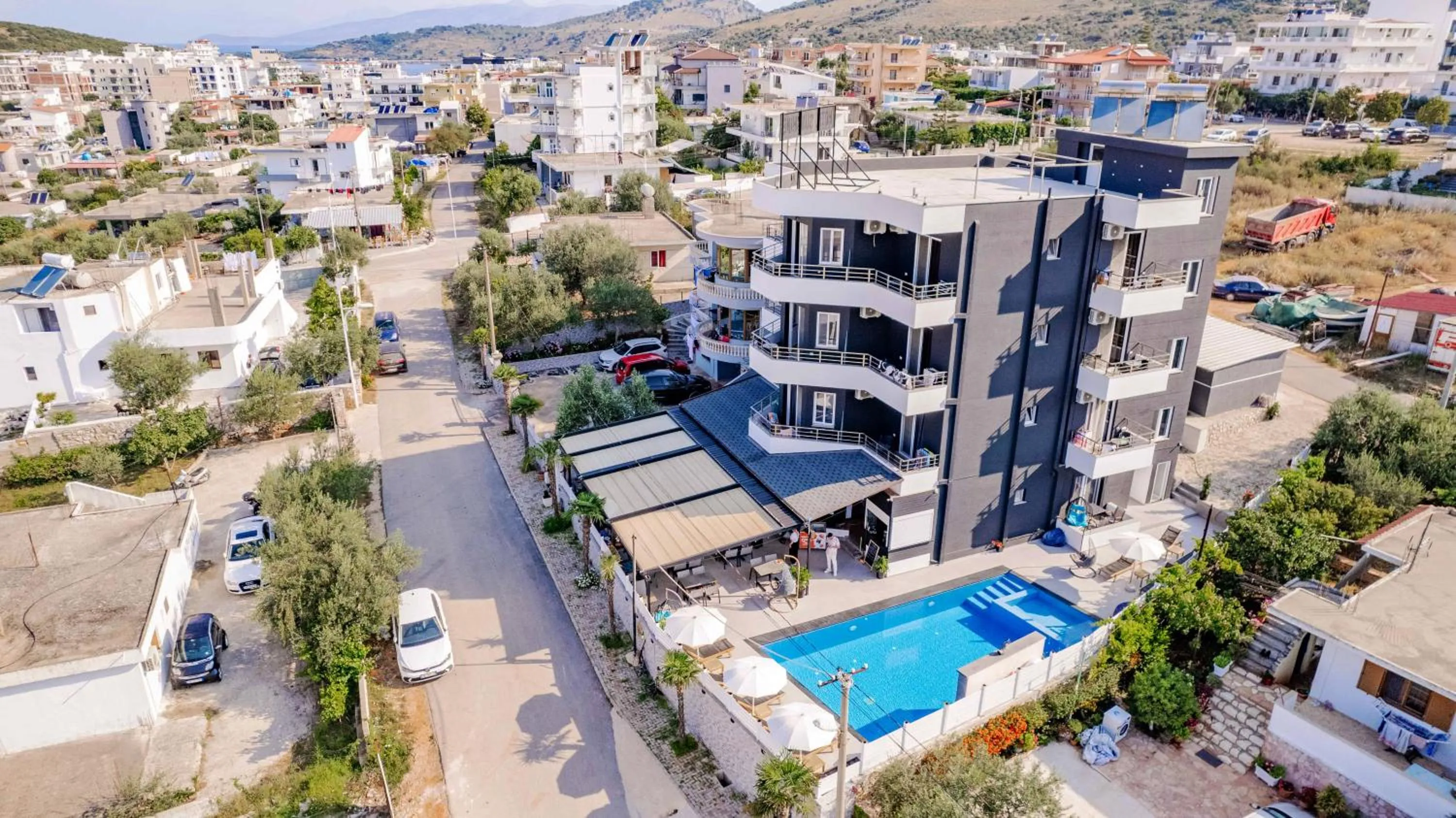 Property building in Sunshine Hotel