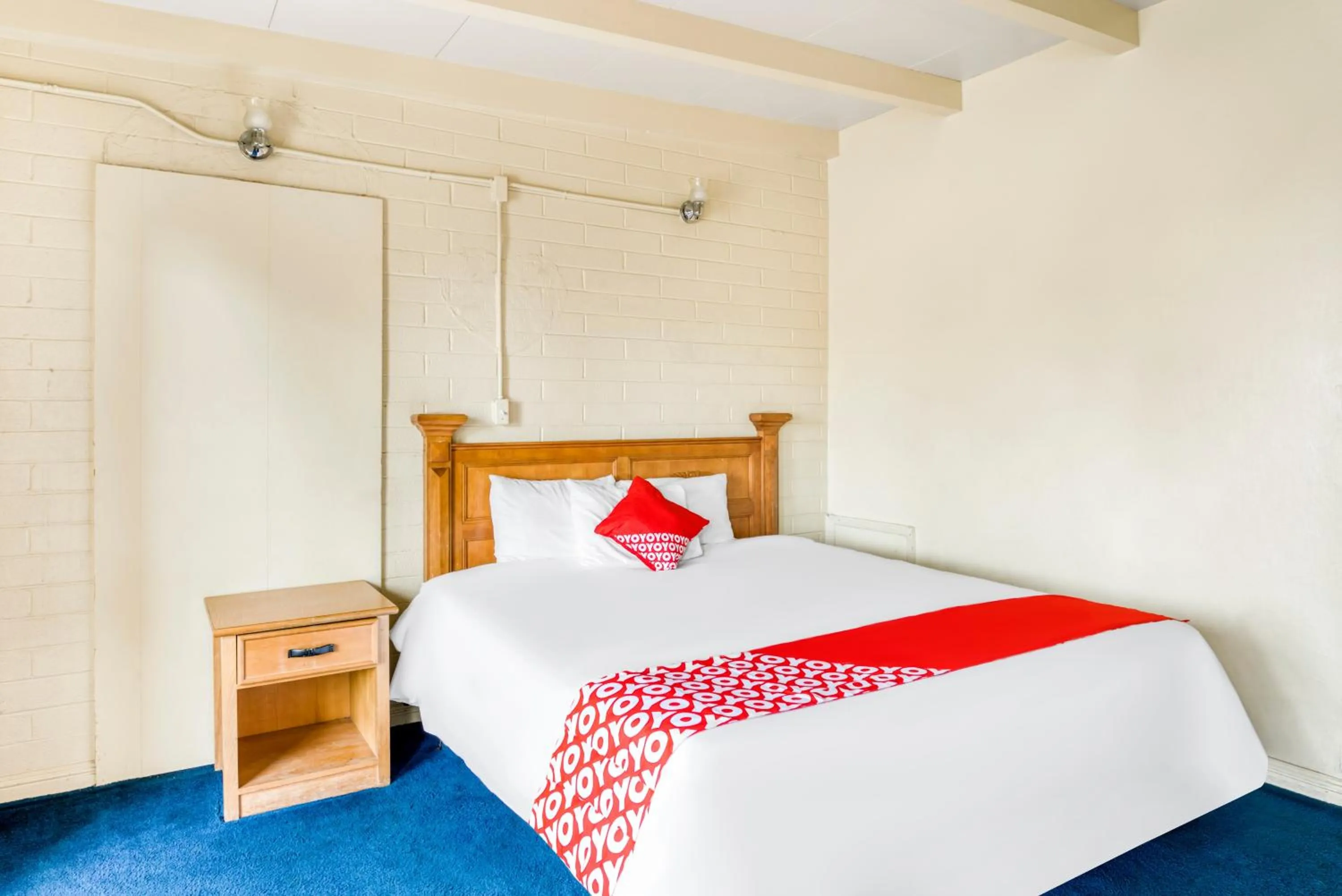 Bedroom, Bed in OYO Oasis Motel Las Vegas I-15