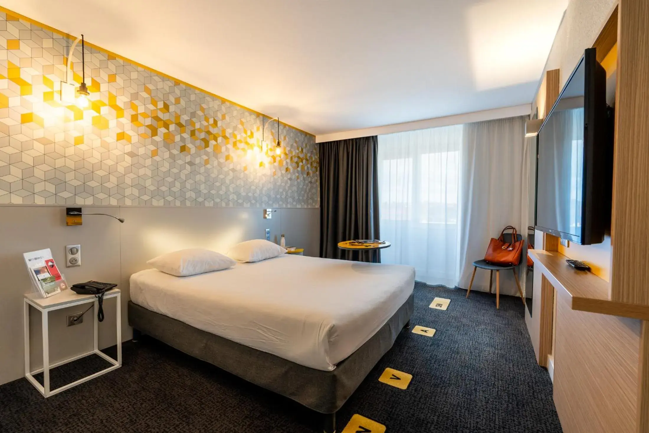 Photo of the whole room, Bed in ibis Styles Poitiers Nord Photo of the whole room, Bed in ibis Styles Poitiers Nord