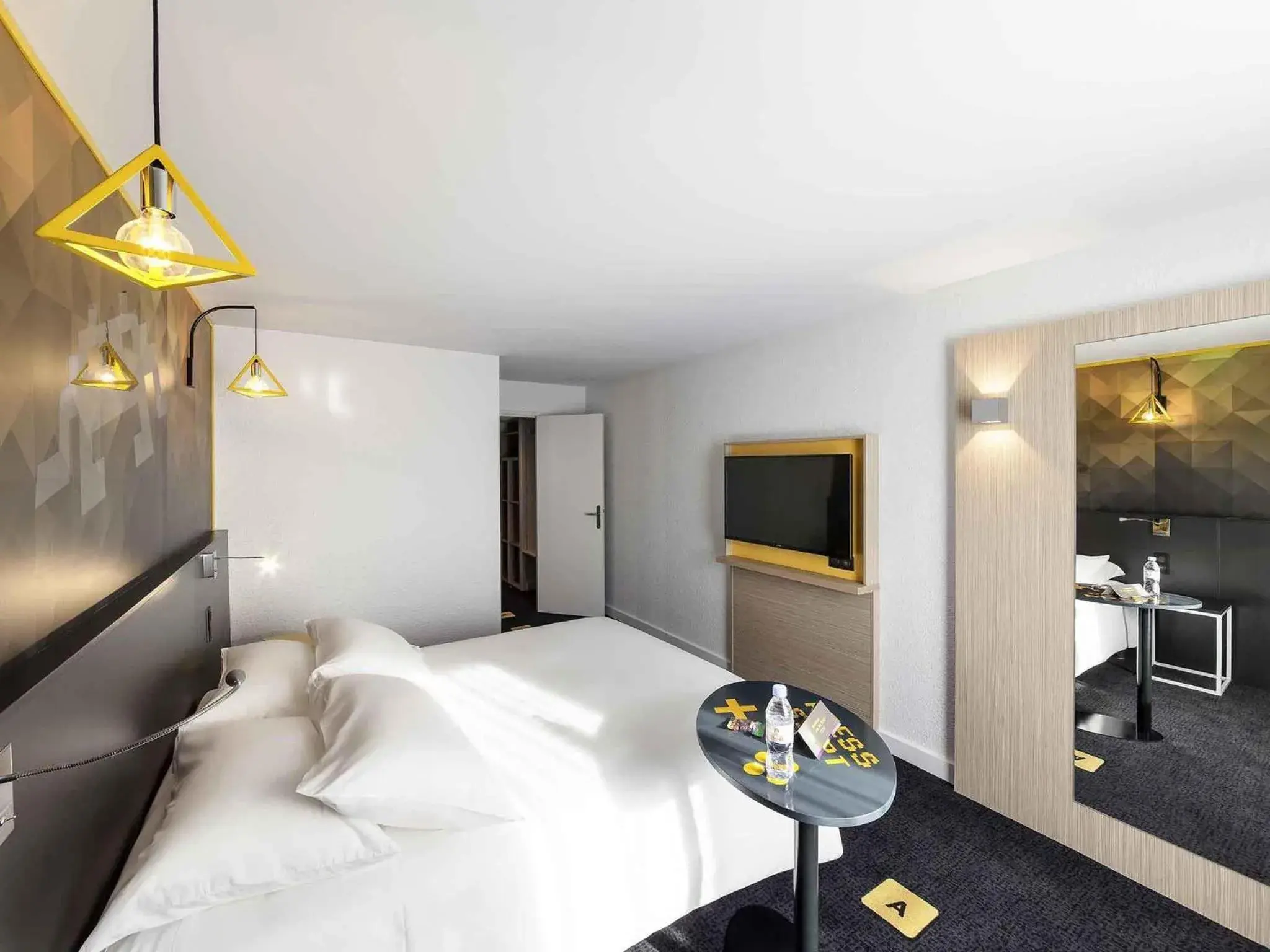 Bedroom, Bed in ibis Styles Poitiers Nord Bedroom, Bed in ibis Styles Poitiers Nord