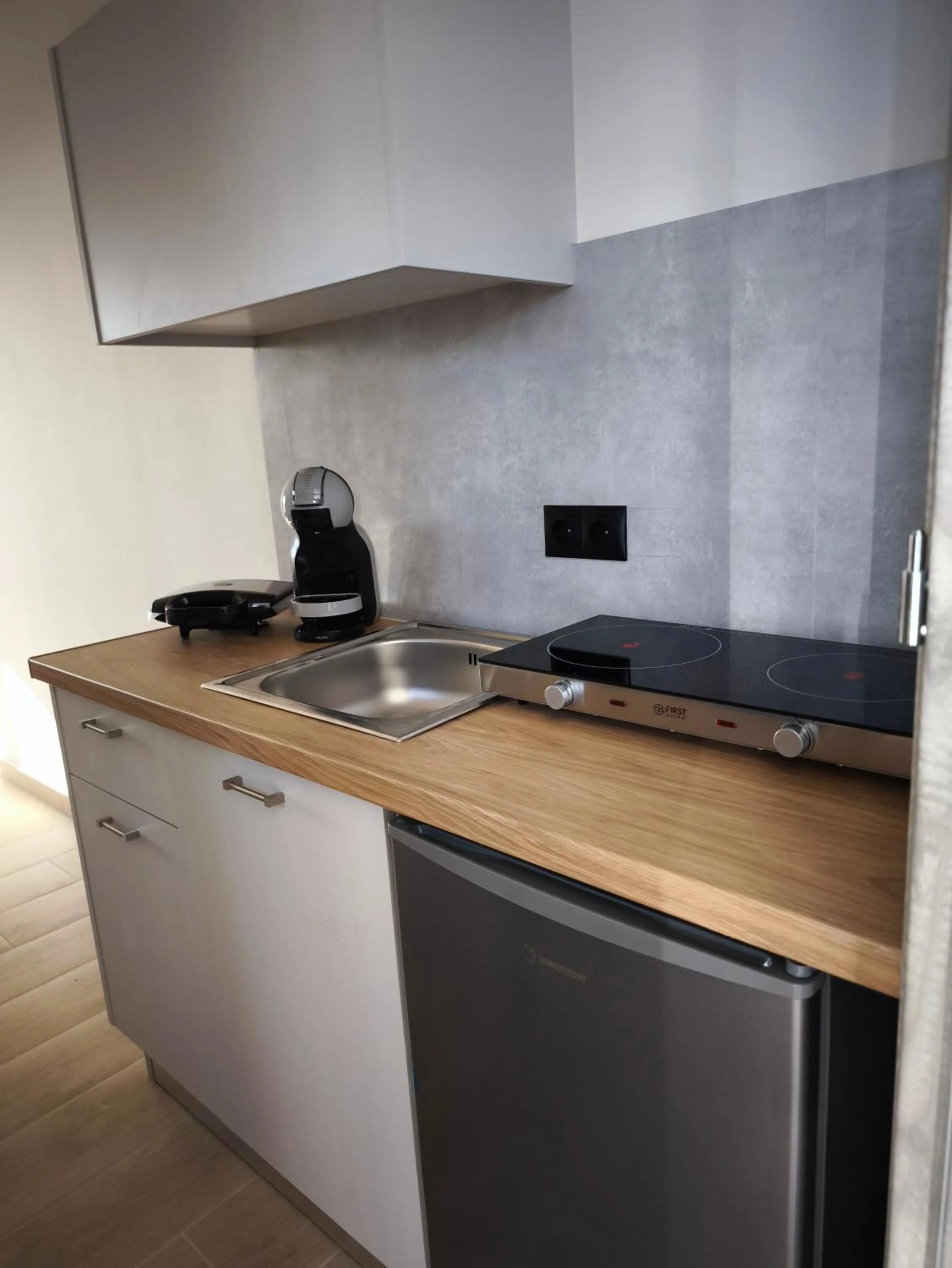 Kitchen or kitchenette in Araxovoli Studios - Aραξοβόλι Lefkada