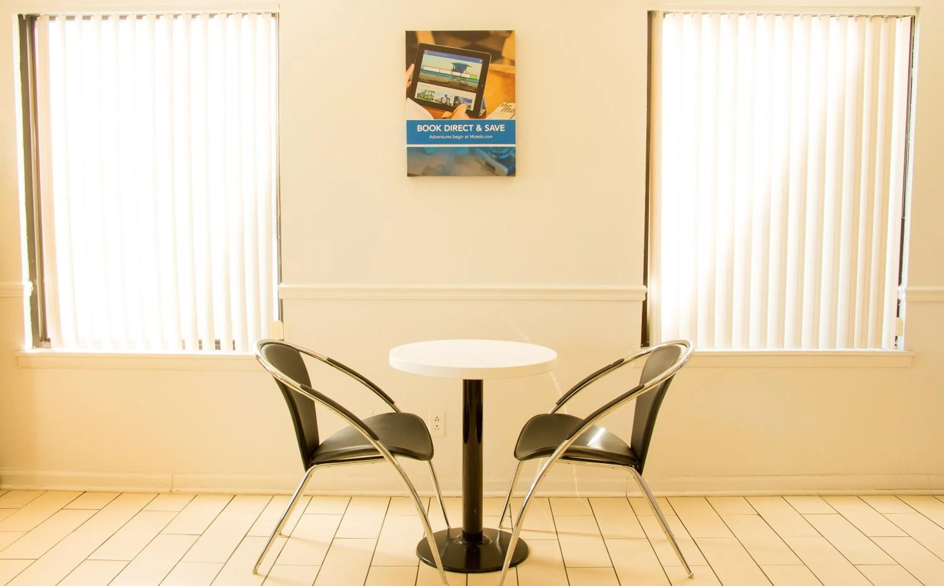 Lobby or reception in Motel 6-Cookeville, TN