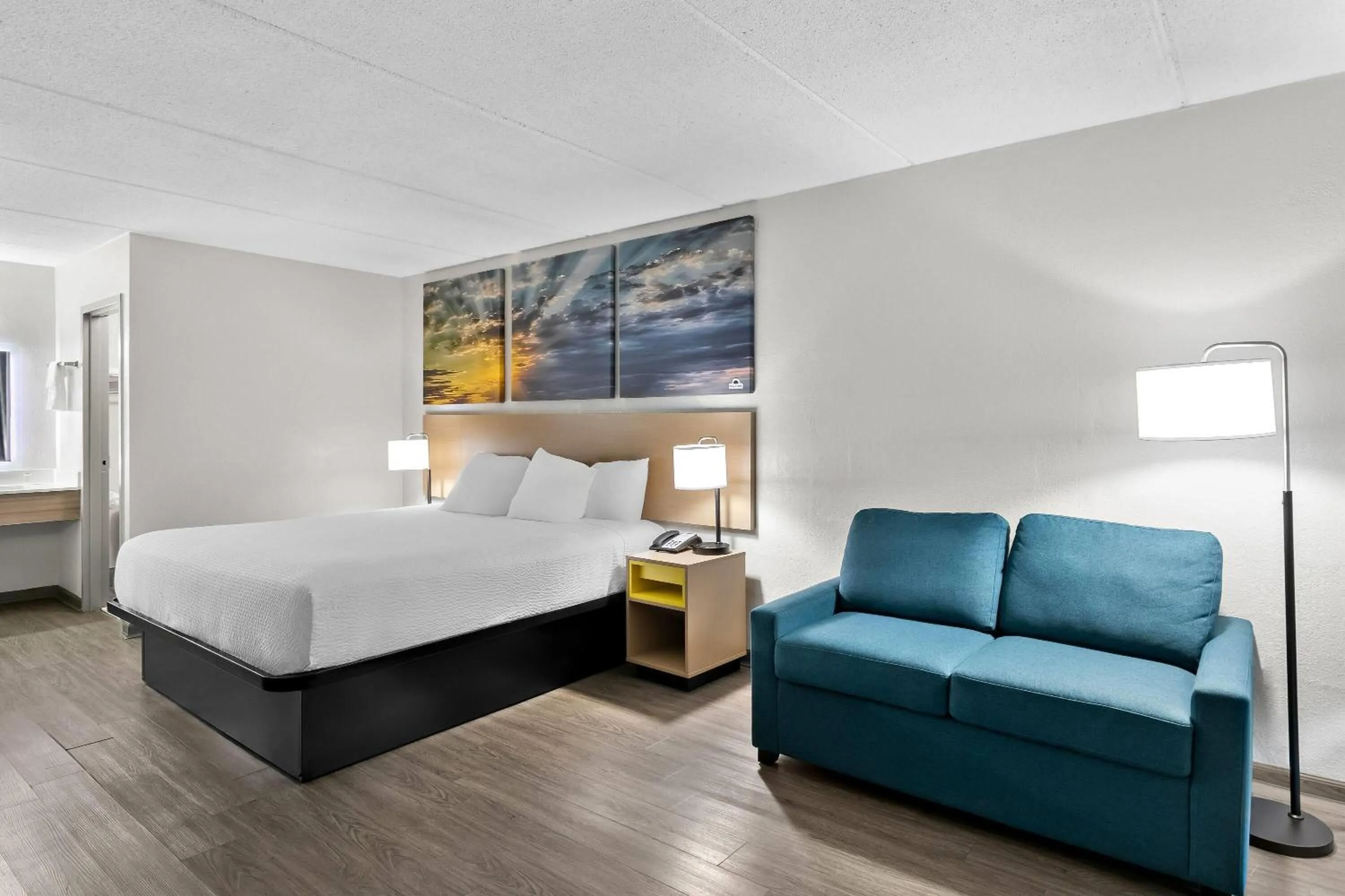 Bed in Days Inn by Wyndham Seneca-Clemson