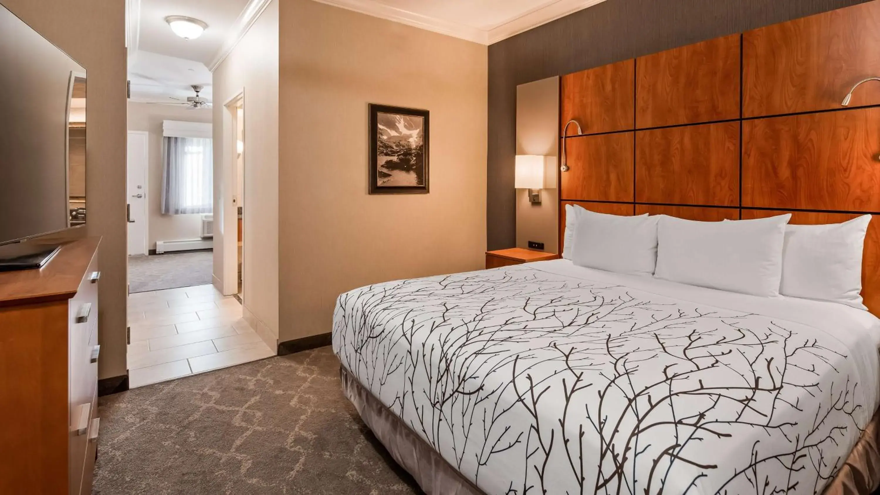 Bed in Best Western Plus Silver Saddle Inn Bed in Best Western Plus Silver Saddle Inn