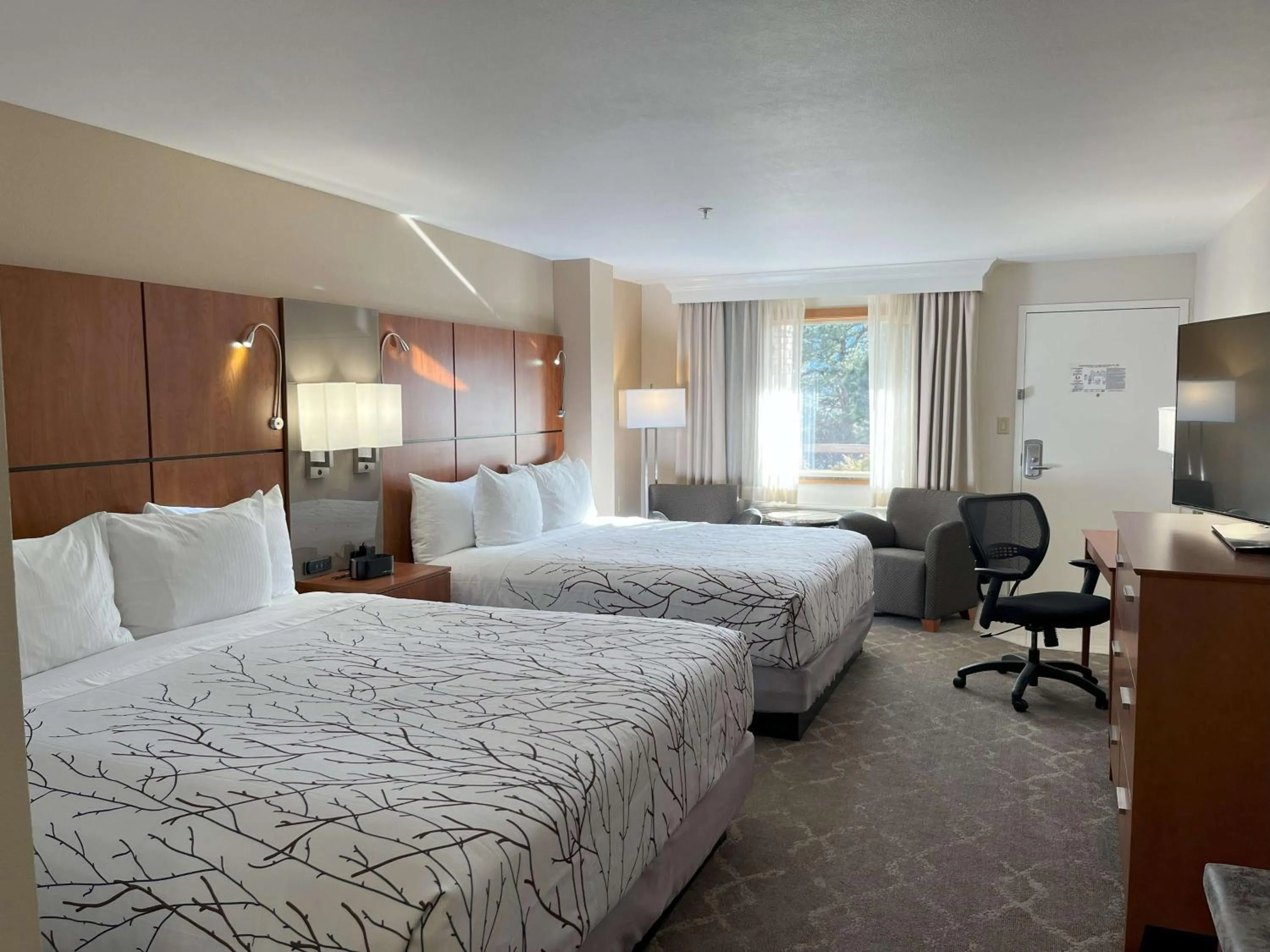 Bedroom, Bed in Best Western Plus Silver Saddle Inn