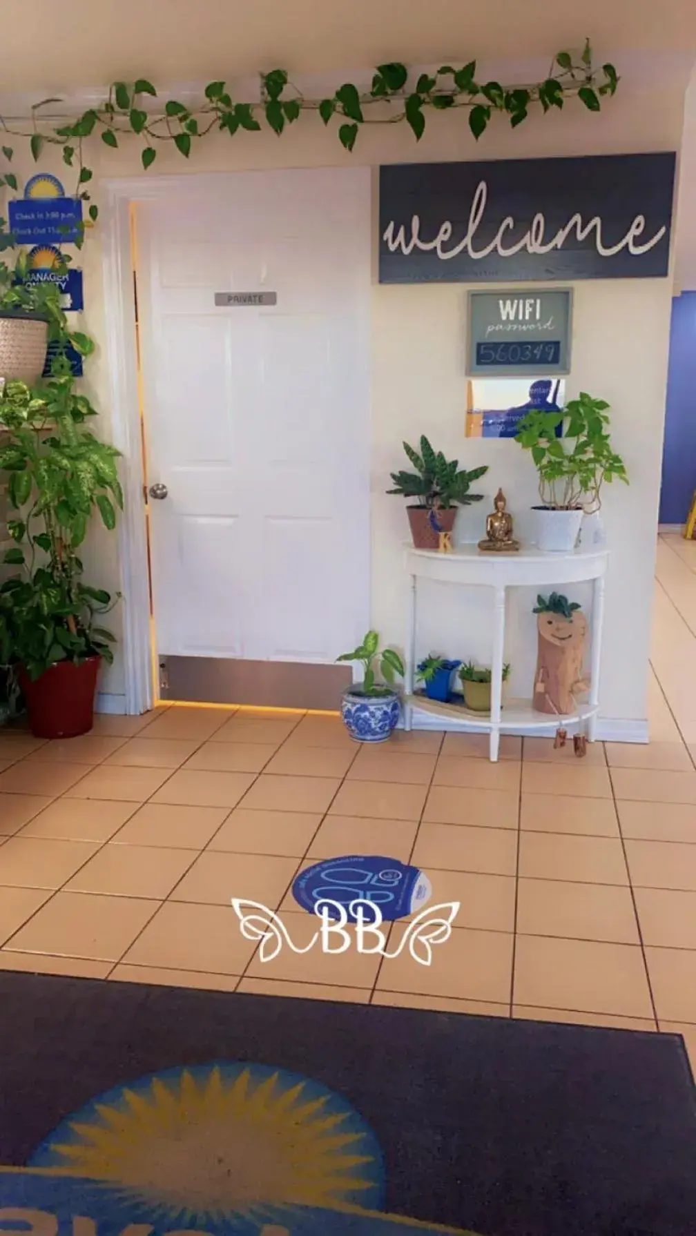 Property building in Days Inn & Suites by Wyndham Braunig Lake Property building in Days Inn & Suites by Wyndham Braunig Lake