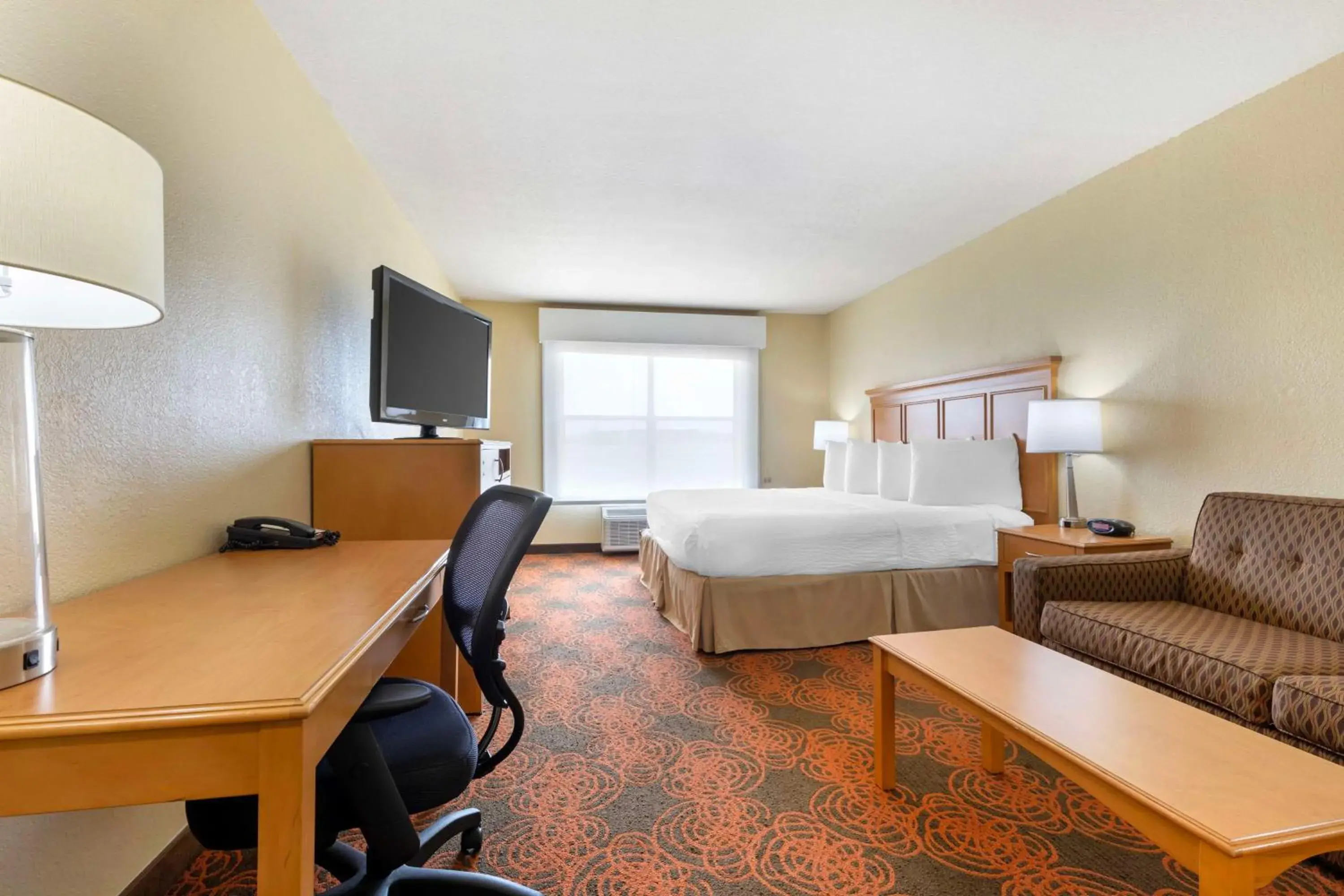 Bedroom, Bed in Best Western Plus Waco North Bedroom, Bed in Best Western Plus Waco North
