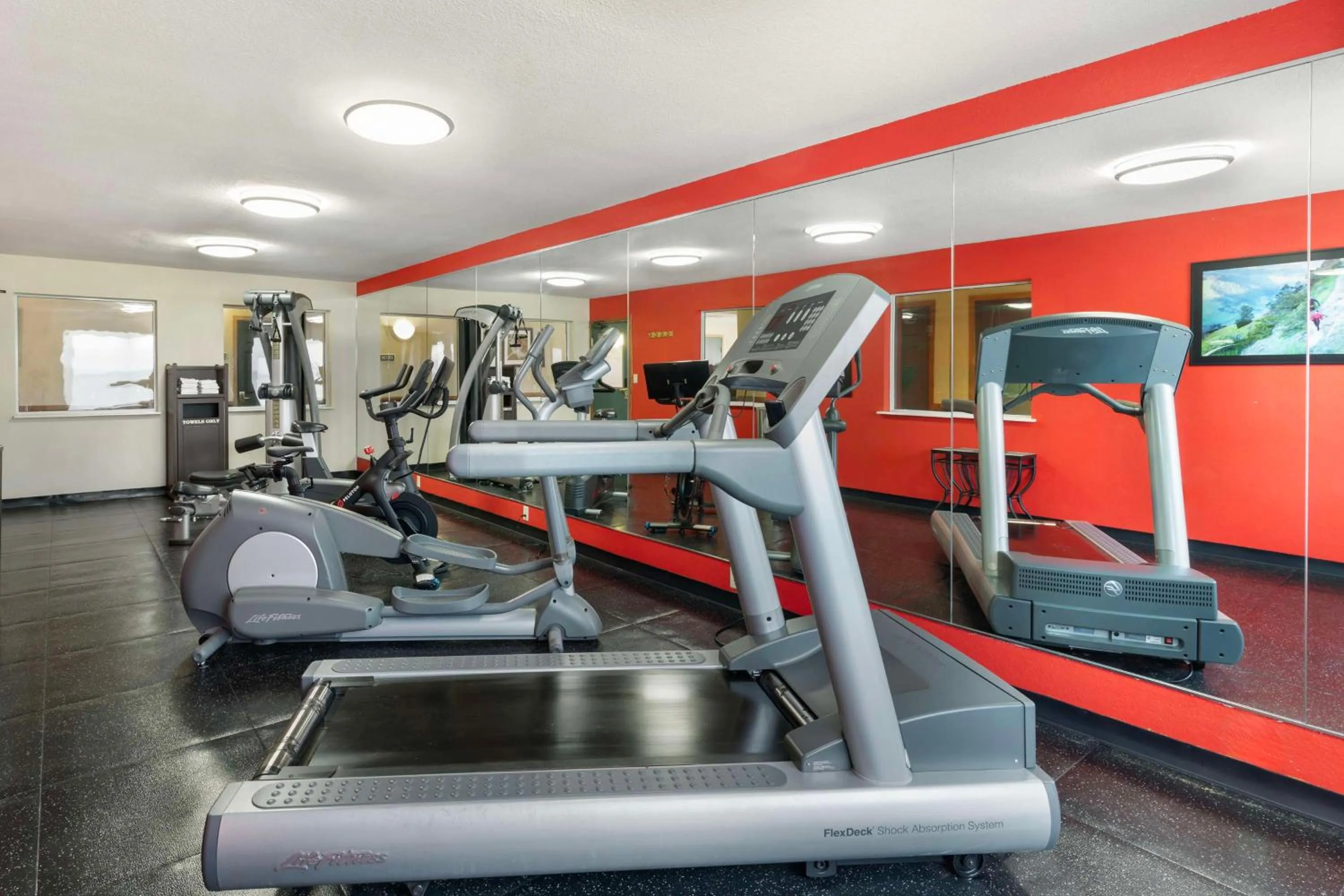 Fitness centre/facilities in Best Western Plus Waco North