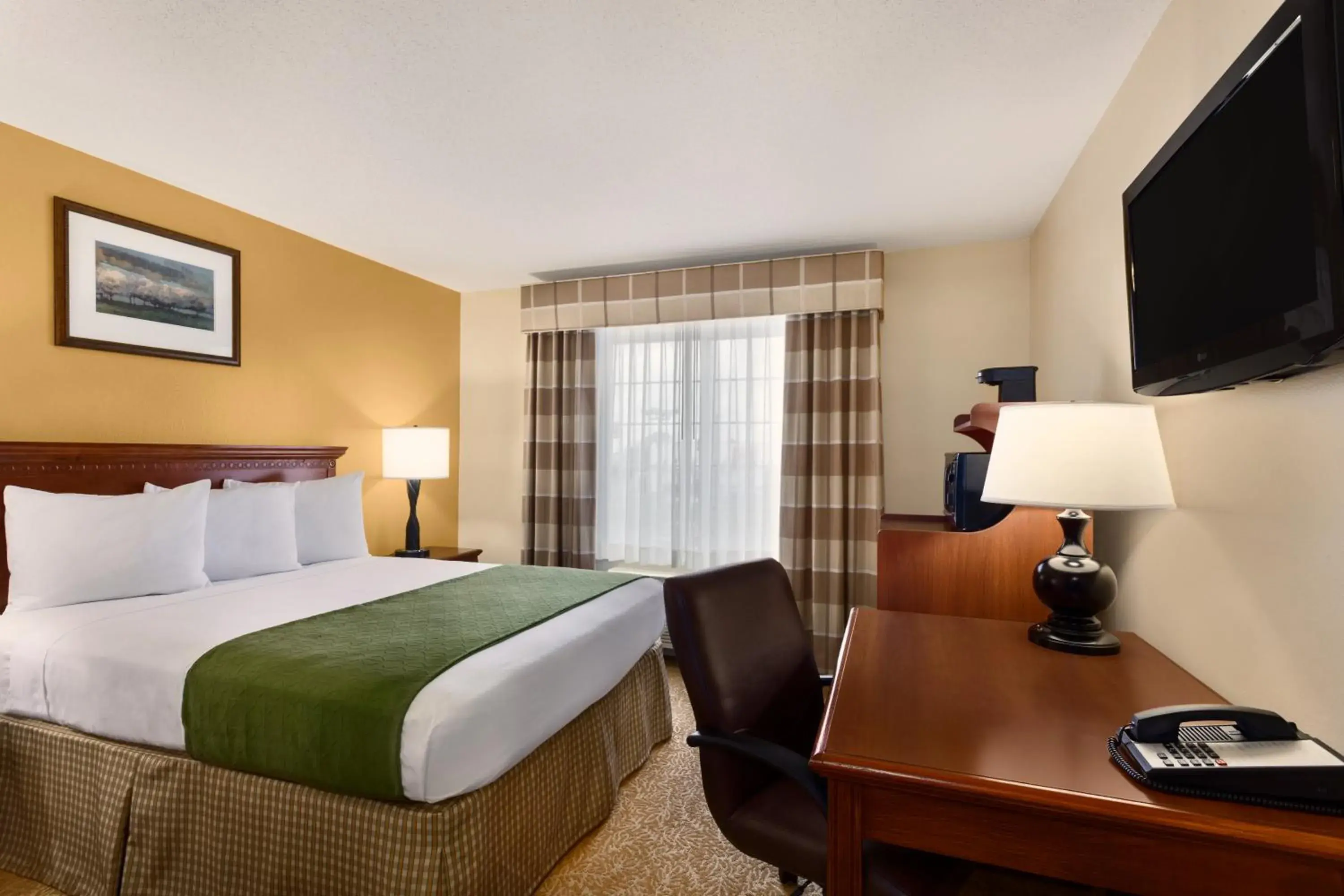 King Room - Disability Access in Country Inn & Suites by Radisson, Marion, OH King Room - Disability Access in Country Inn & Suites by Radisson, Marion, OH