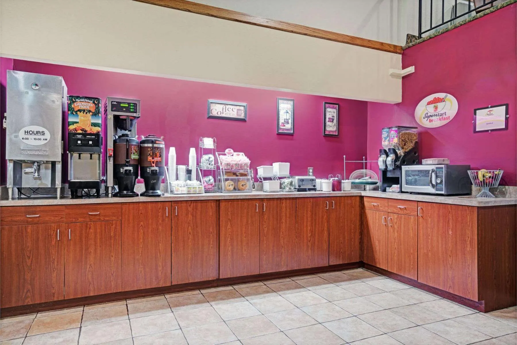 Continental breakfast in Super 8 by Wyndham Rogers Minnesota