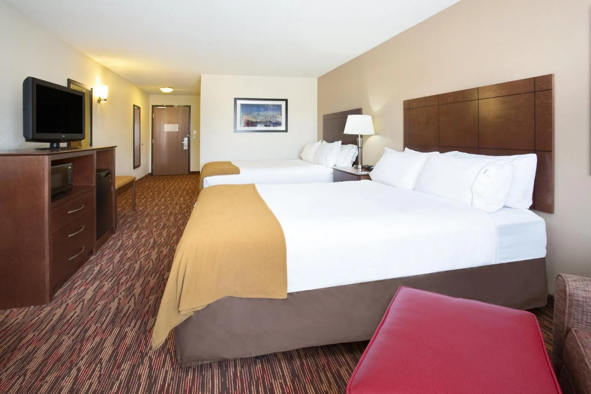 Photo of the whole room, Bed in Holiday Inn Express & Suites Truth Or Consequences by IHG