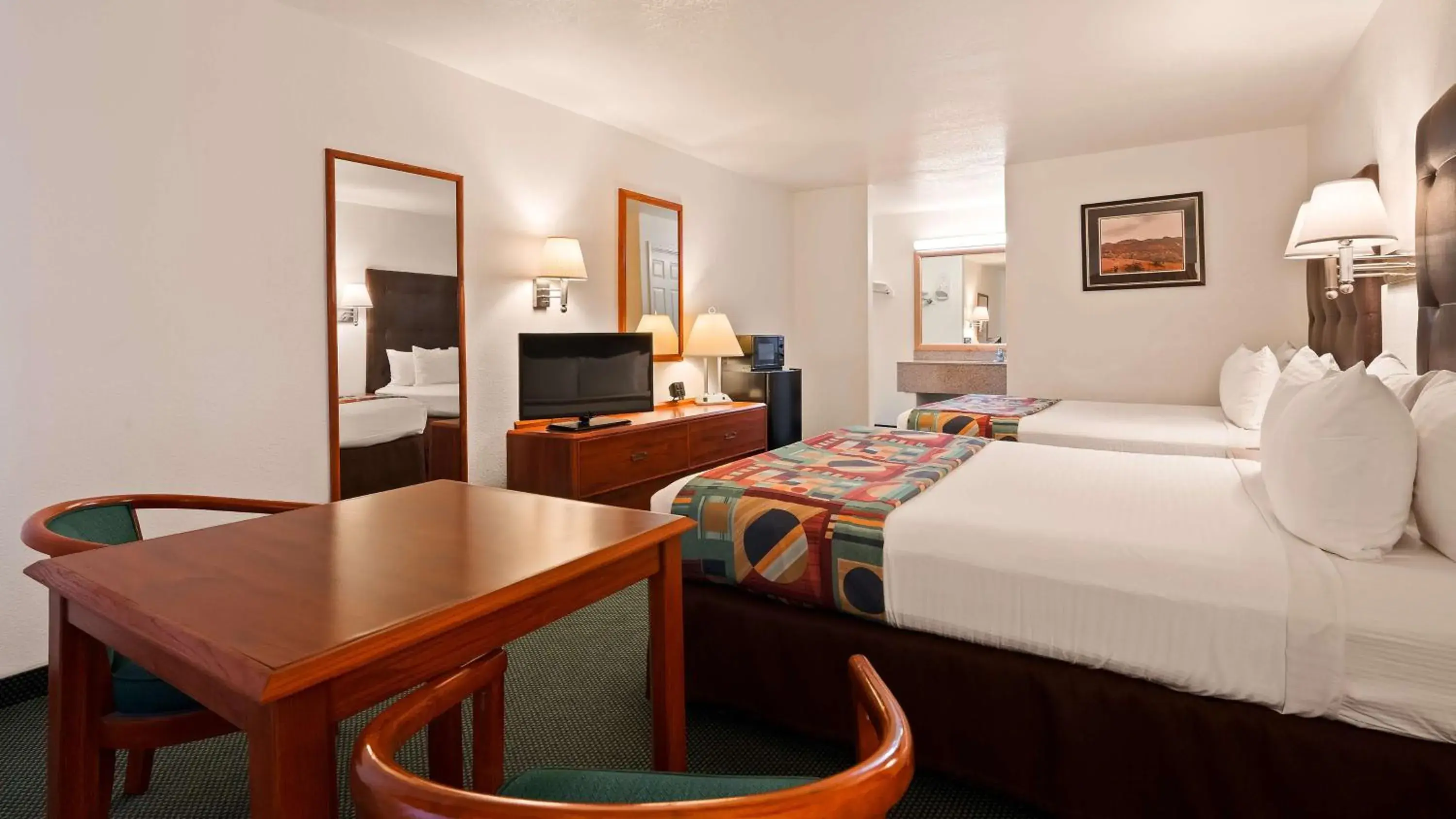 Photo of the whole room, Bed in Best Western Colorado River Inn Photo of the whole room, Bed in Best Western Colorado River Inn