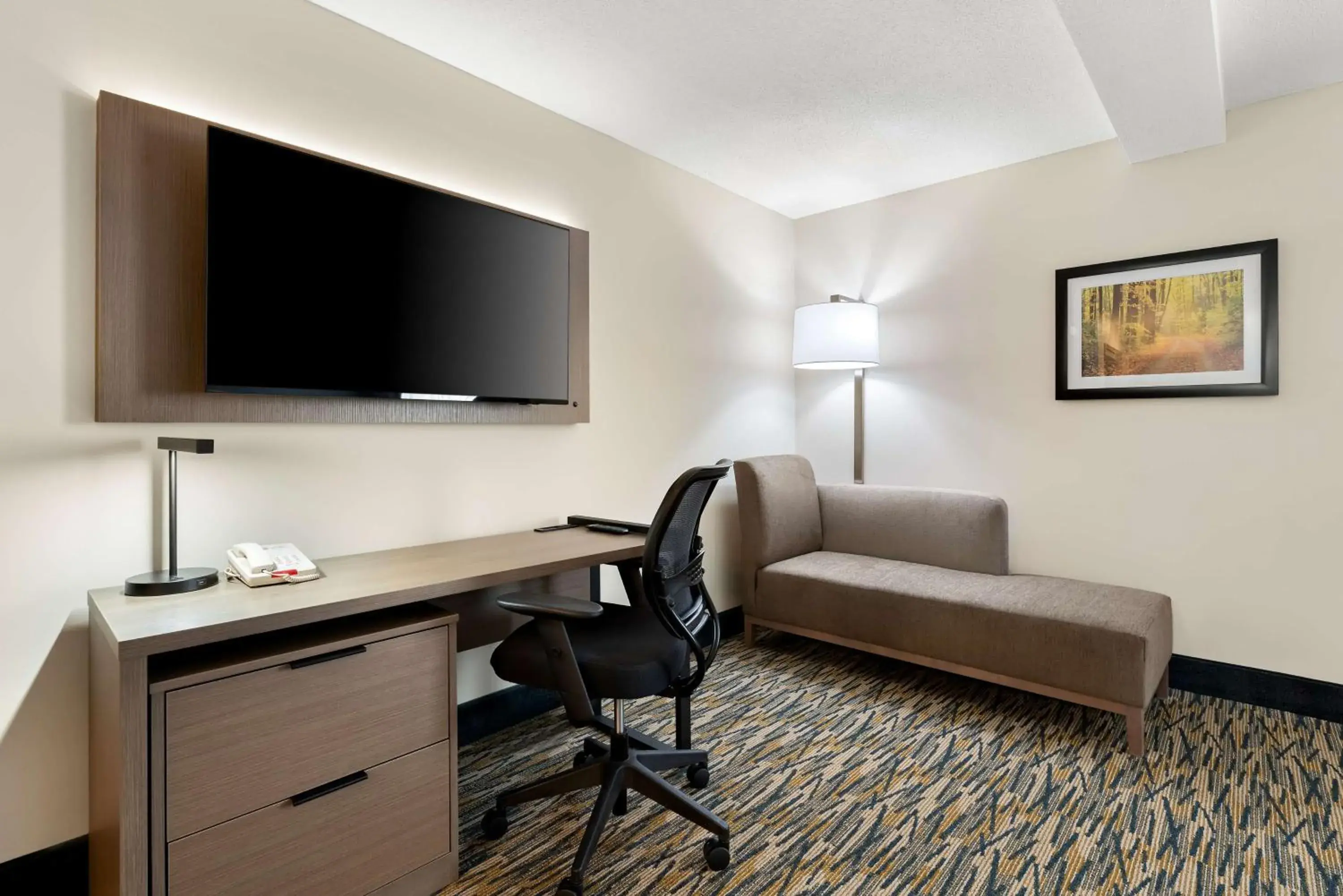 Bedroom in Best Western Inn Bedroom in Best Western Inn