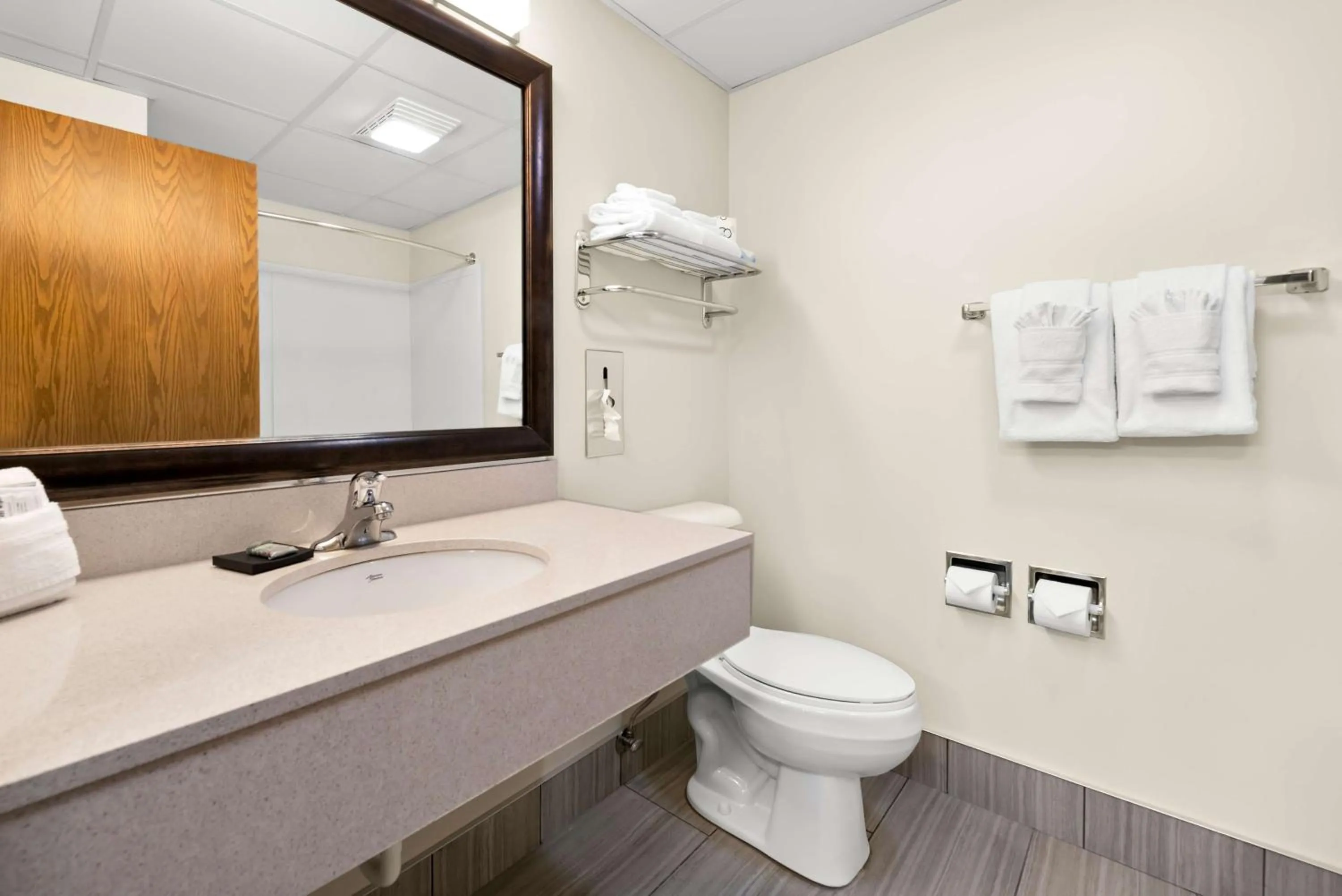 Bathroom in Best Western Inn