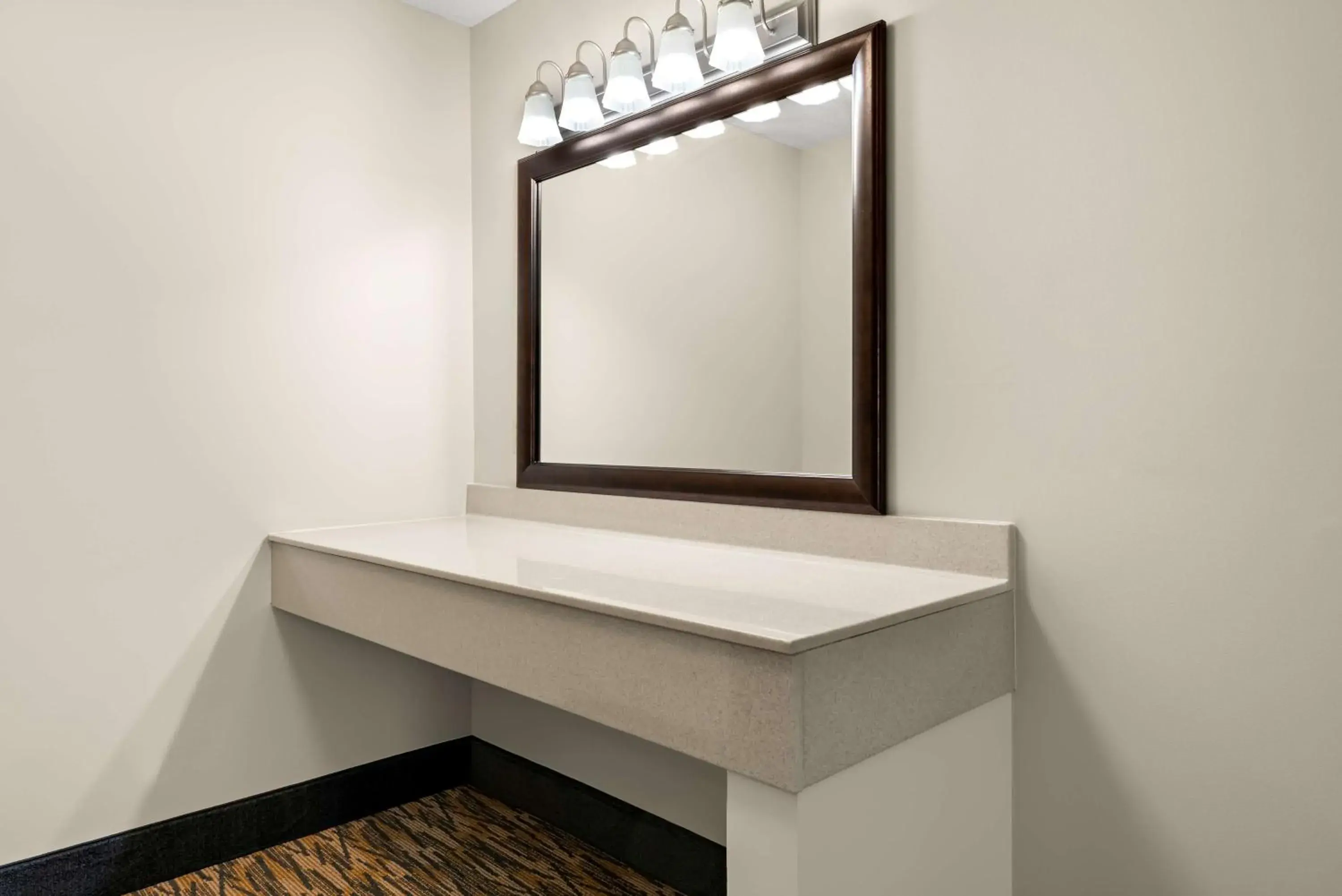 Bedroom in Best Western Inn Bedroom in Best Western Inn