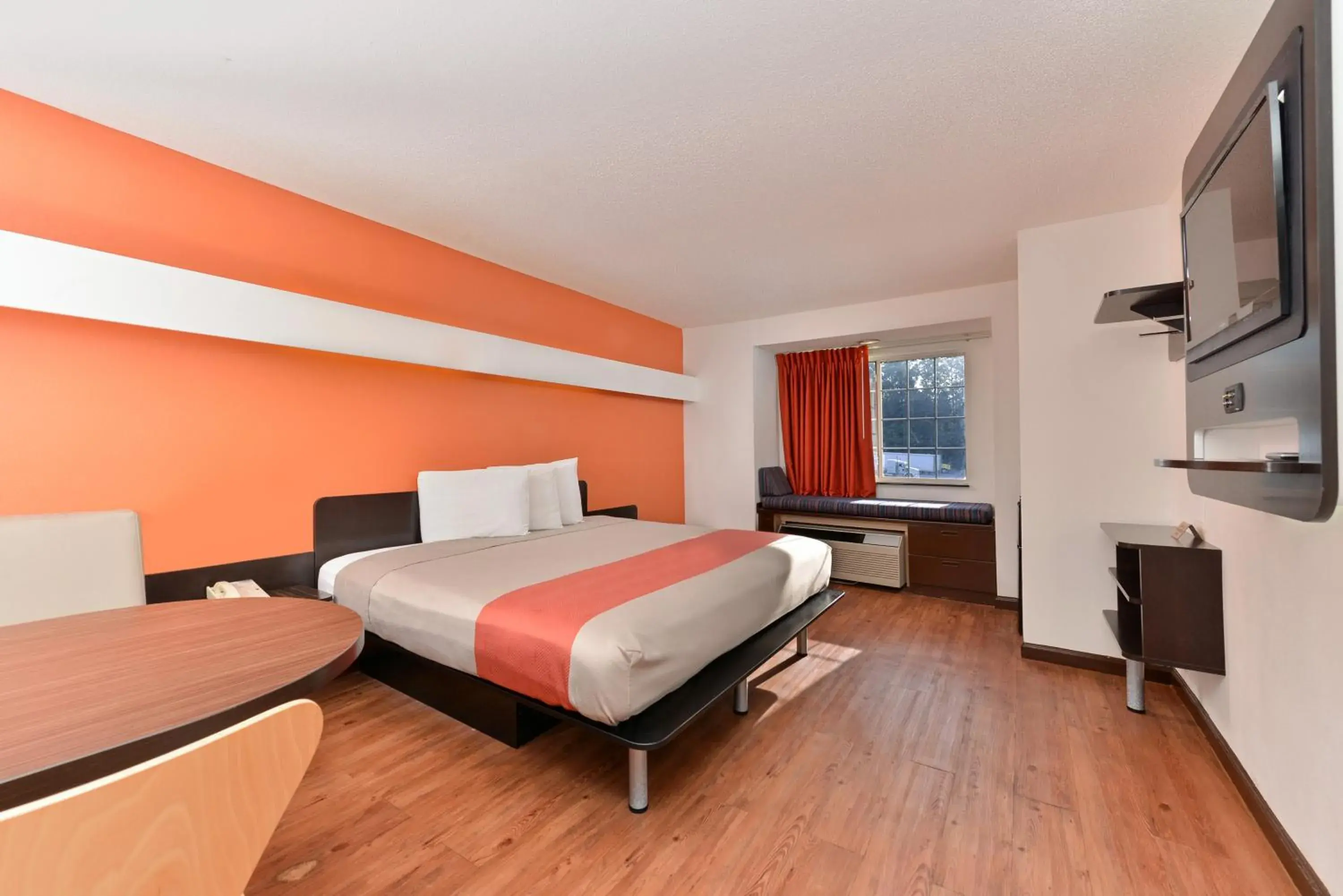 Bedroom, Bed in Motel 6-Richburg, SC Bedroom, Bed in Motel 6-Richburg, SC