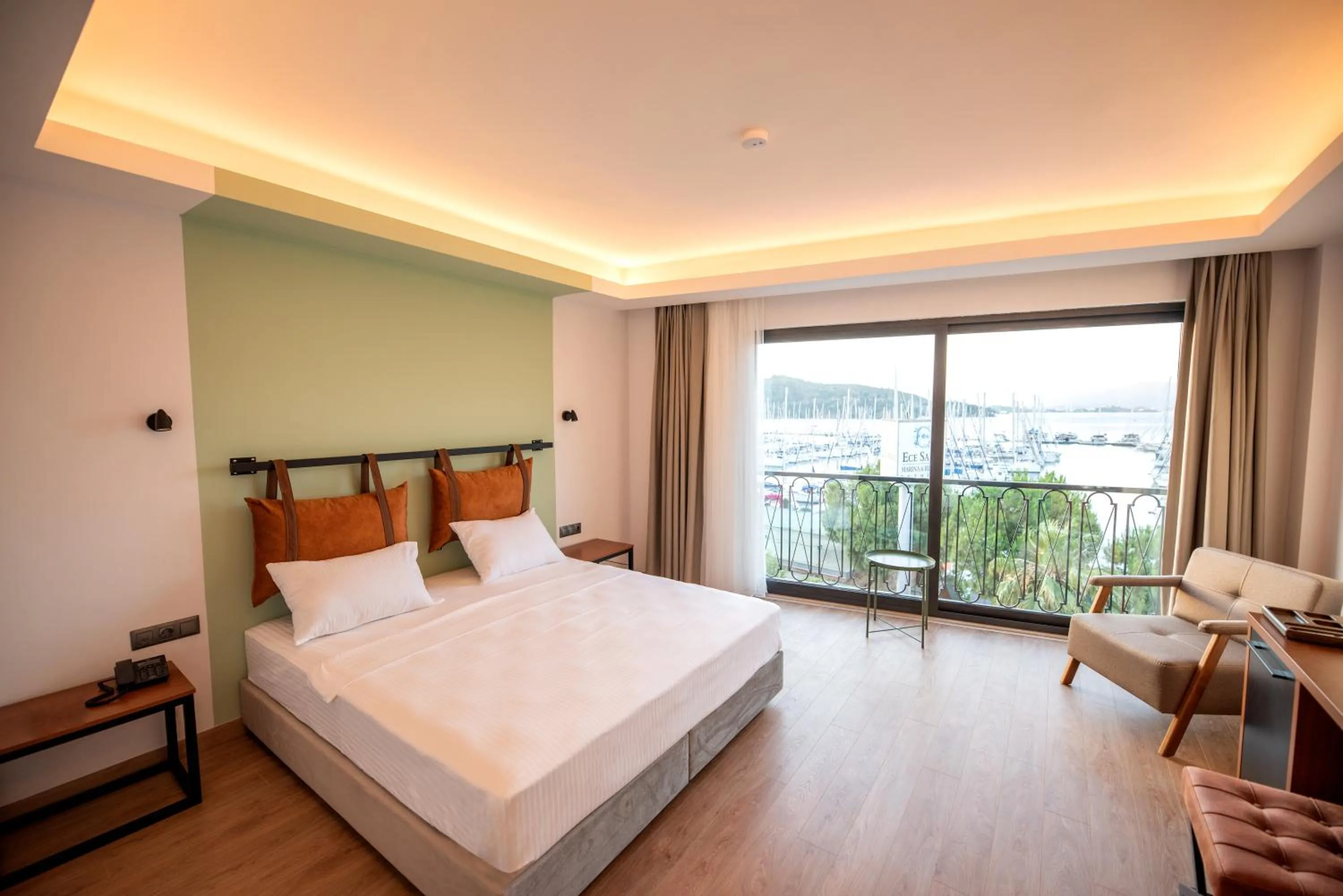 Restaurant/places to eat, Bed in LAFARINE HOTEL