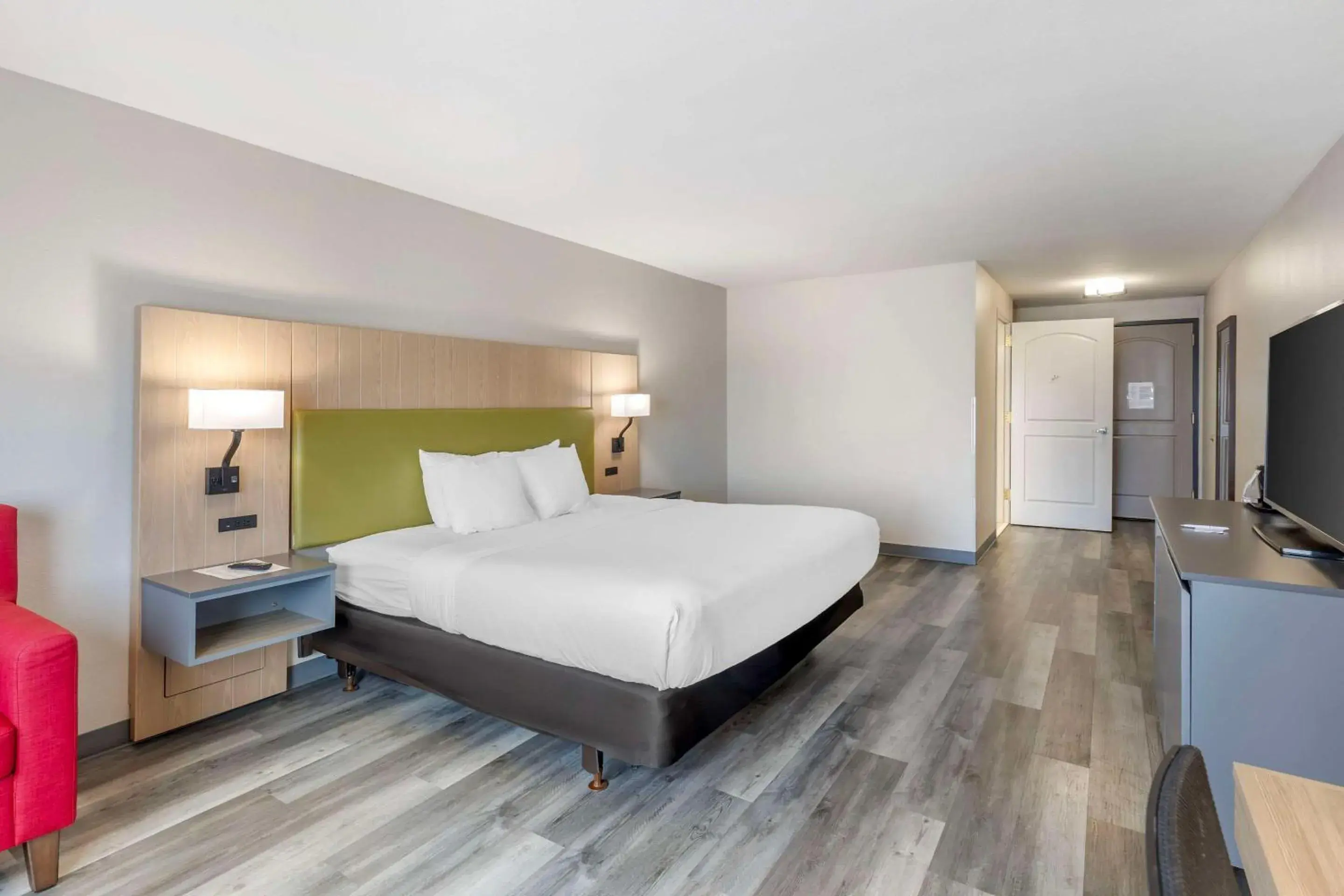 King Room - Disability Access/Non-Smoking in Country Inn & Suites by Radisson, St Peters, MO King Room - Disability Access/Non-Smoking in Country Inn & Suites by Radisson, St Peters, MO