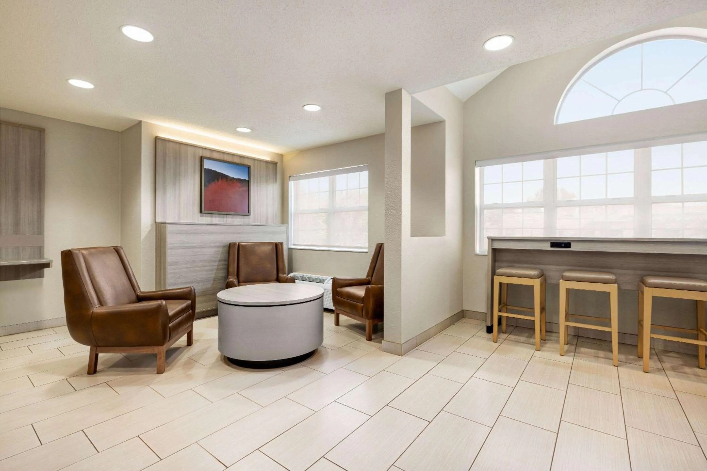 Lobby or reception in Microtel Inn & Suites by Wyndham New Ulm