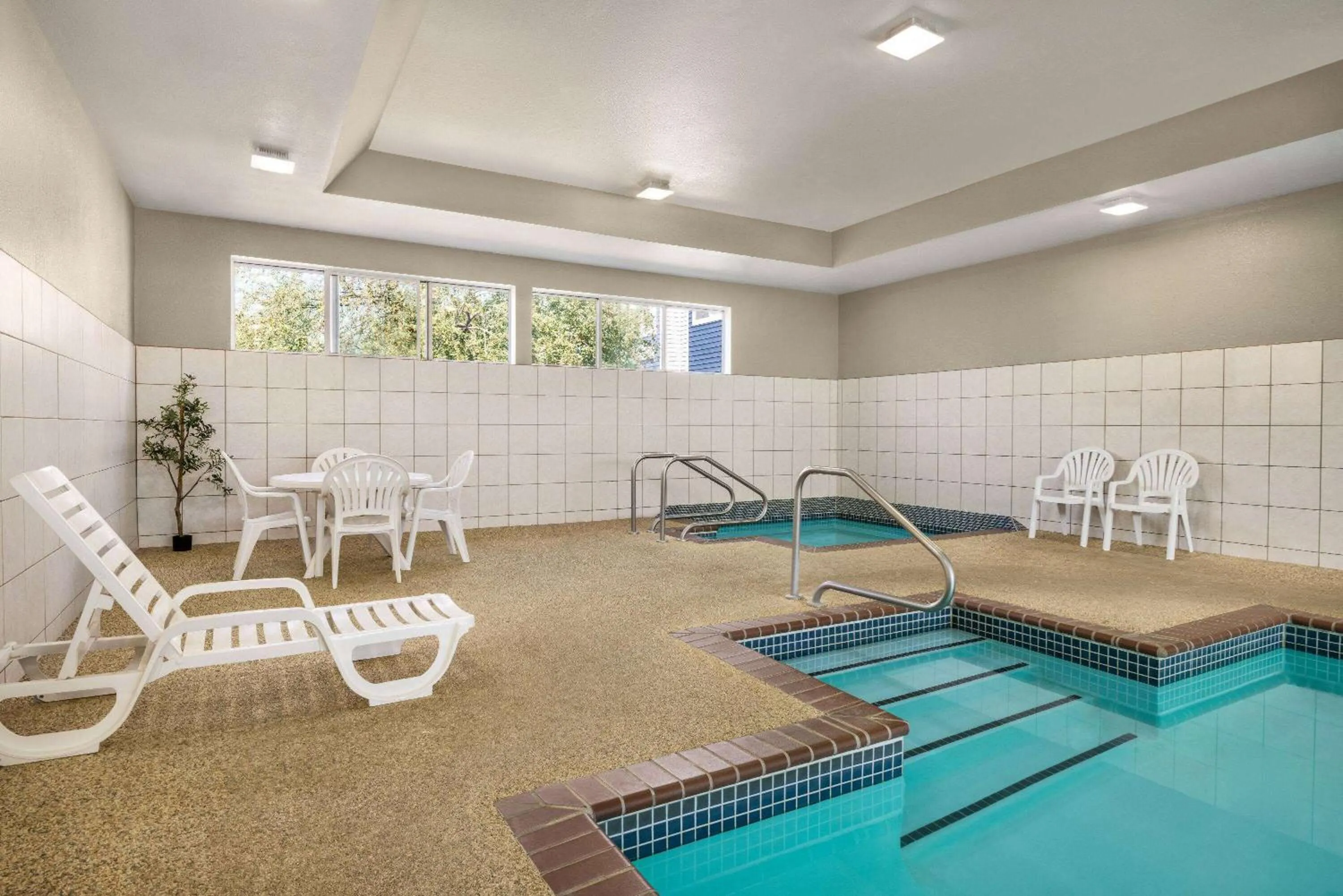 Swimming pool in Microtel Inn & Suites by Wyndham New Ulm