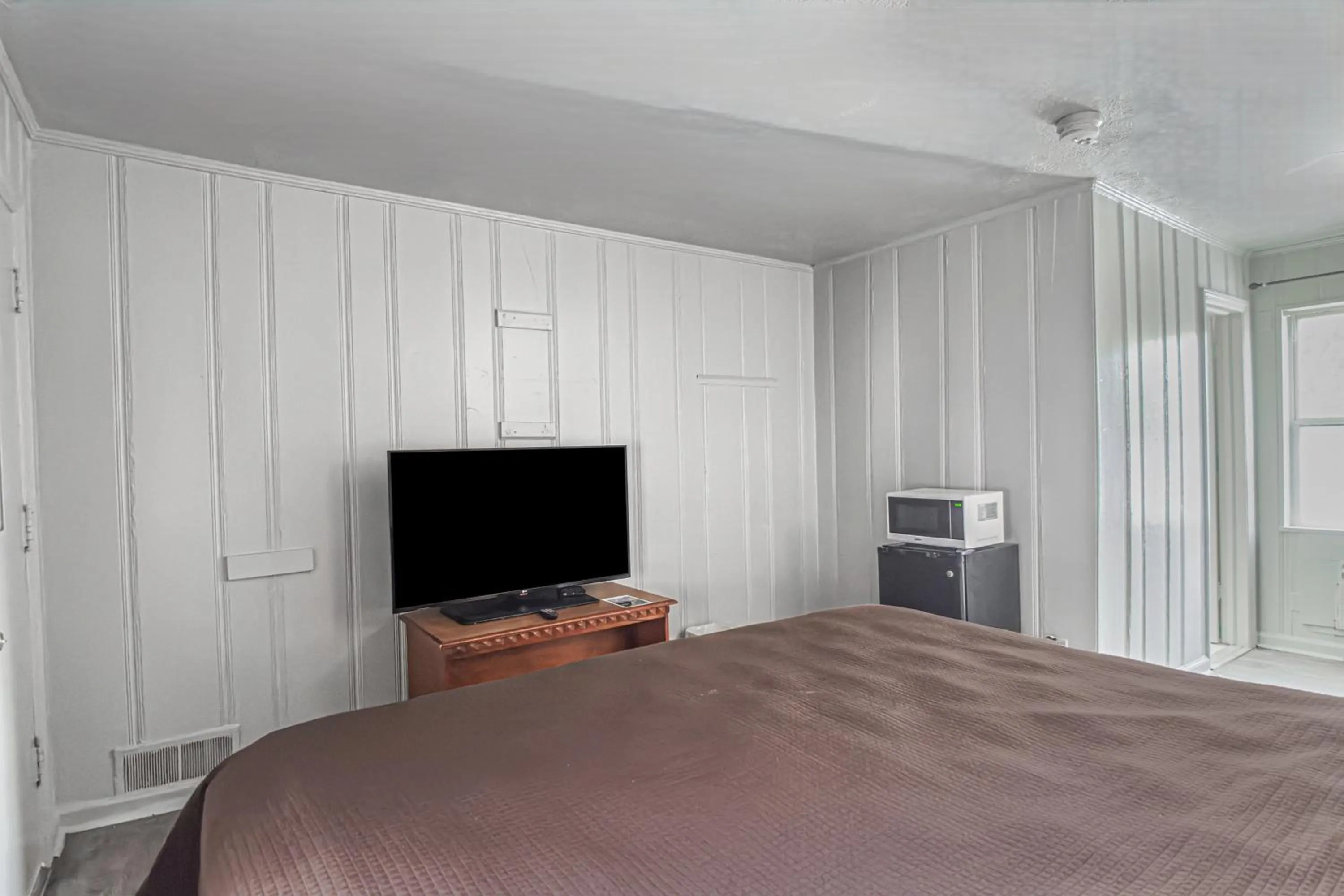 Bedroom, Bed in Colony Inn By OYO Columbus US-280