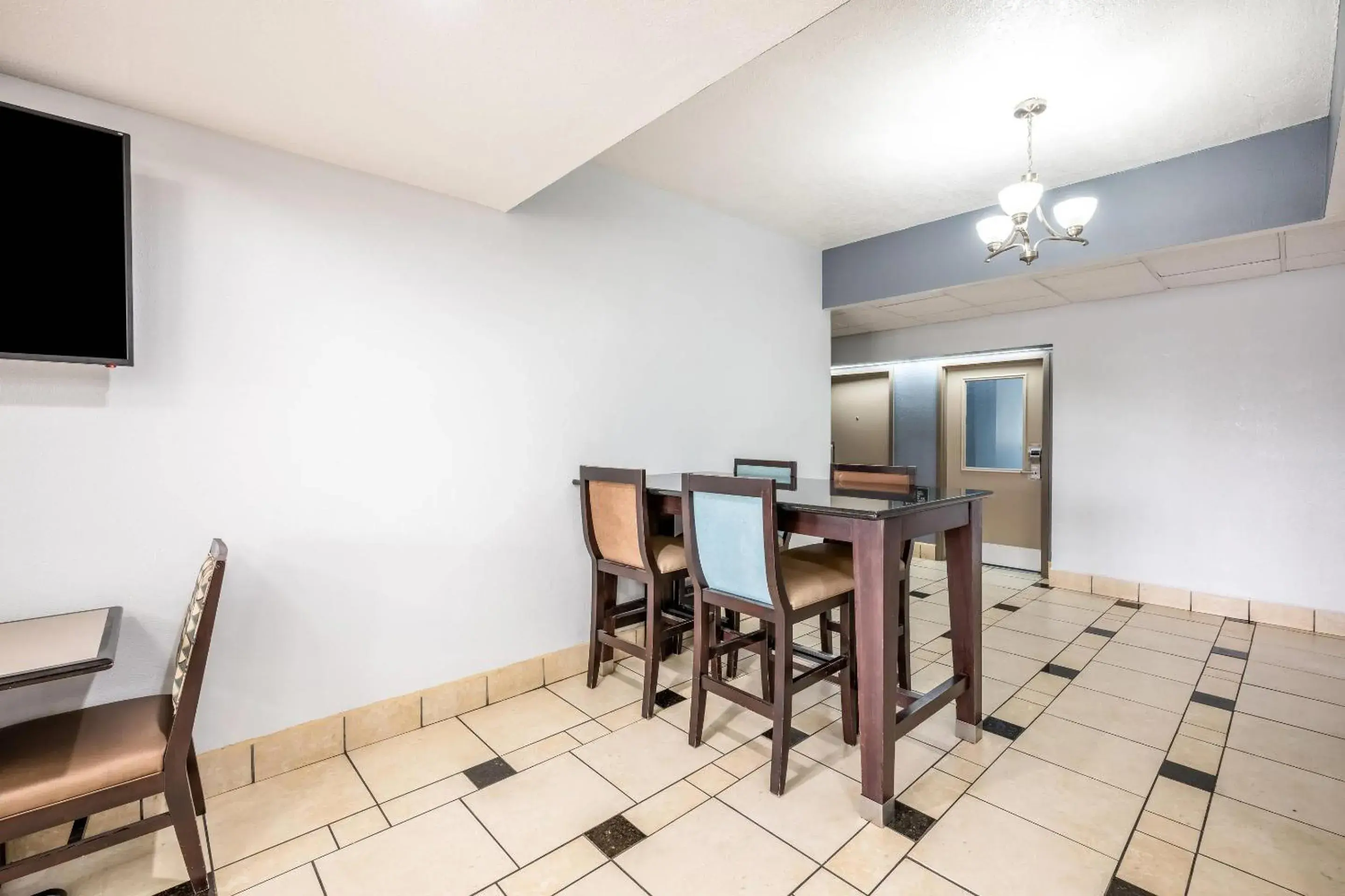 Breakfast in Quality Inn I-81 Exit 23 Breakfast in Quality Inn I-81 Exit 23