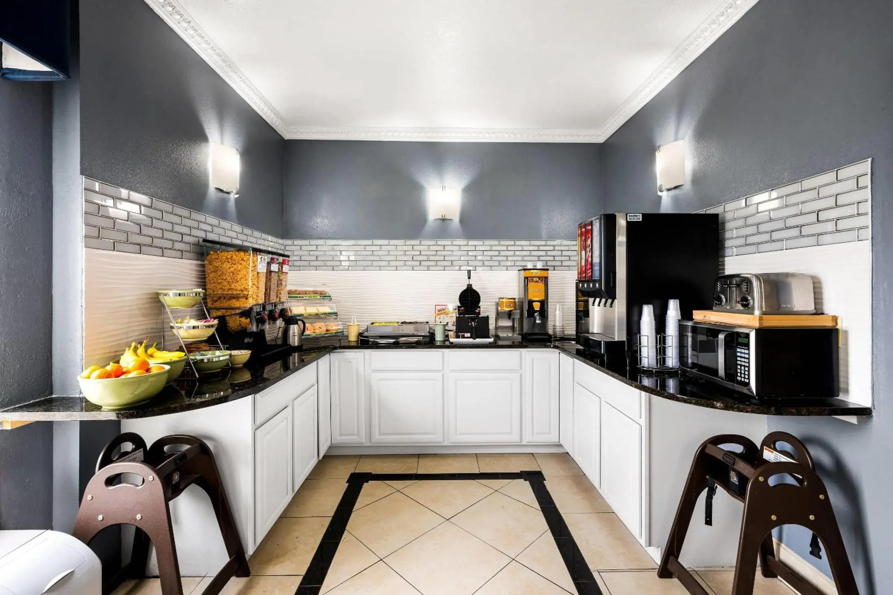 Breakfast in Quality Inn I-81 Exit 23 Breakfast in Quality Inn I-81 Exit 23