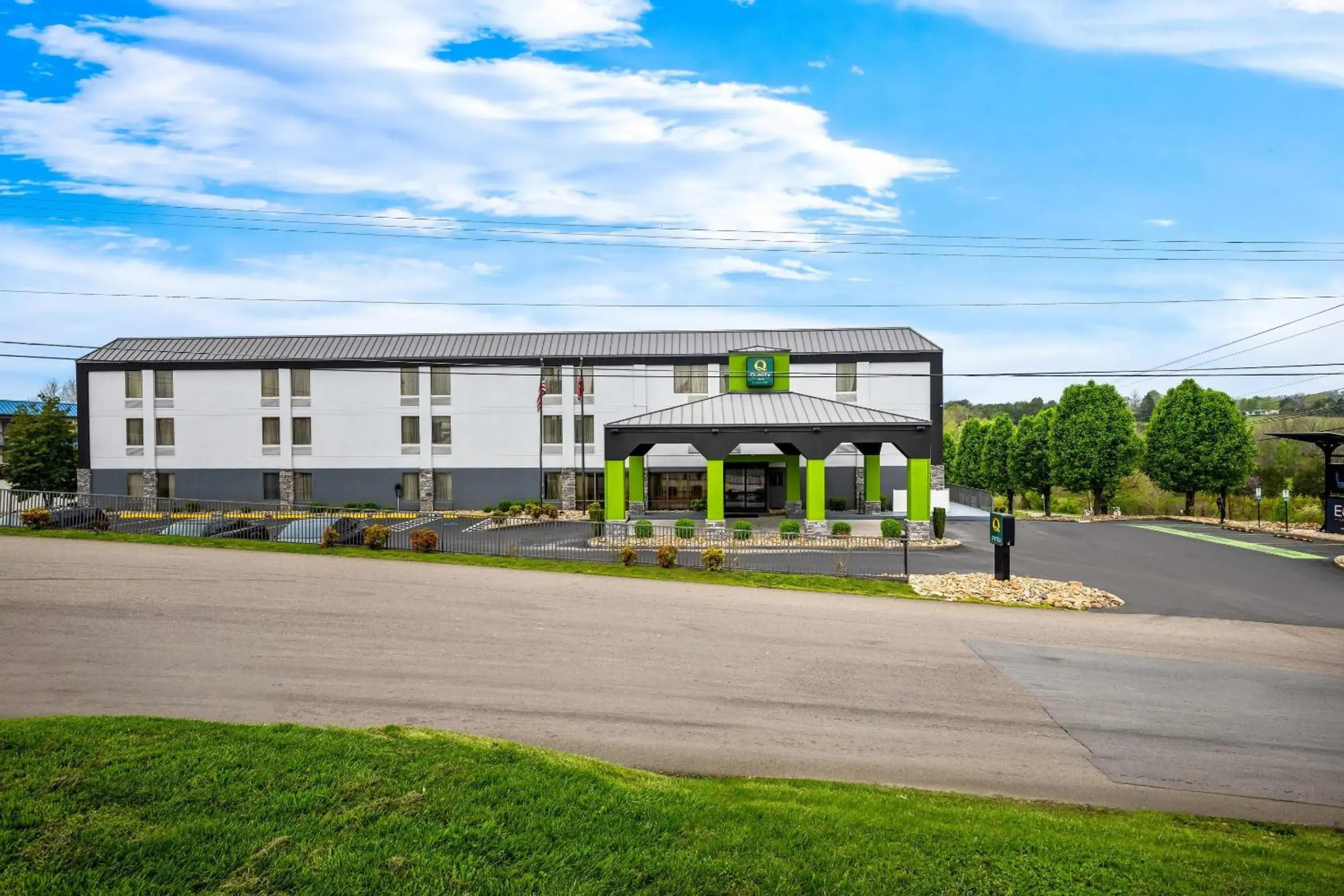 Property building in Quality Inn I-81 Exit 23 Property building in Quality Inn I-81 Exit 23