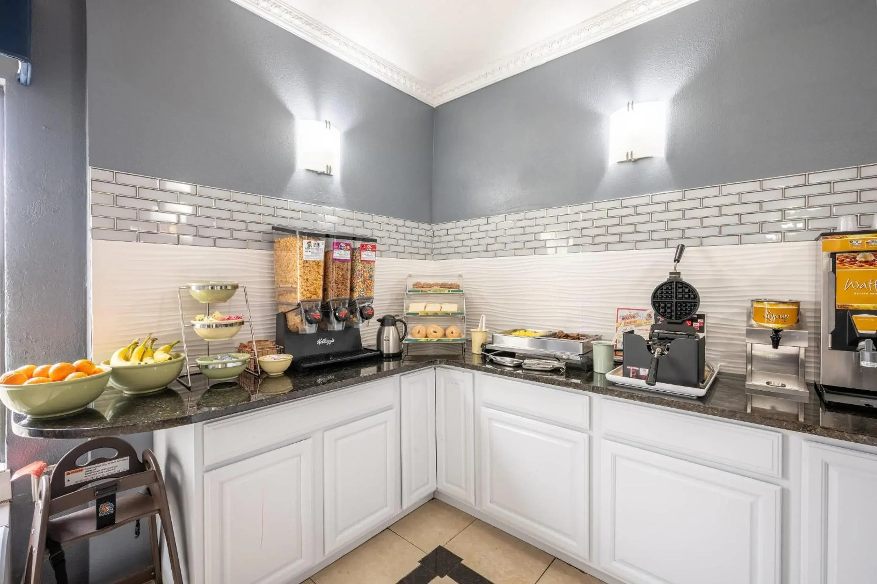 Breakfast in Quality Inn I-81 Exit 23 Breakfast in Quality Inn I-81 Exit 23