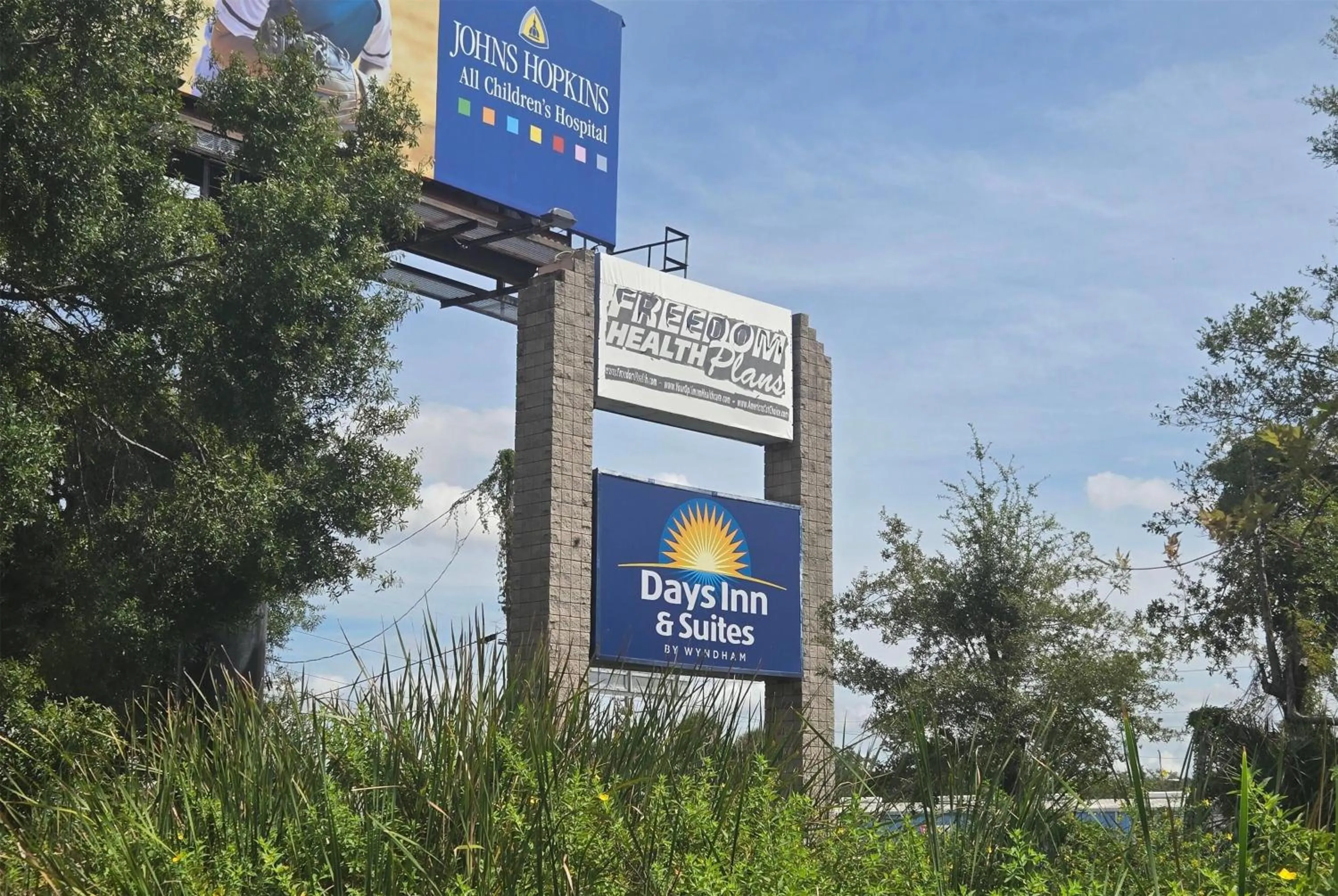 Other in Days Inn & Suites by Wyndham Tampa/Raymond James Stadium