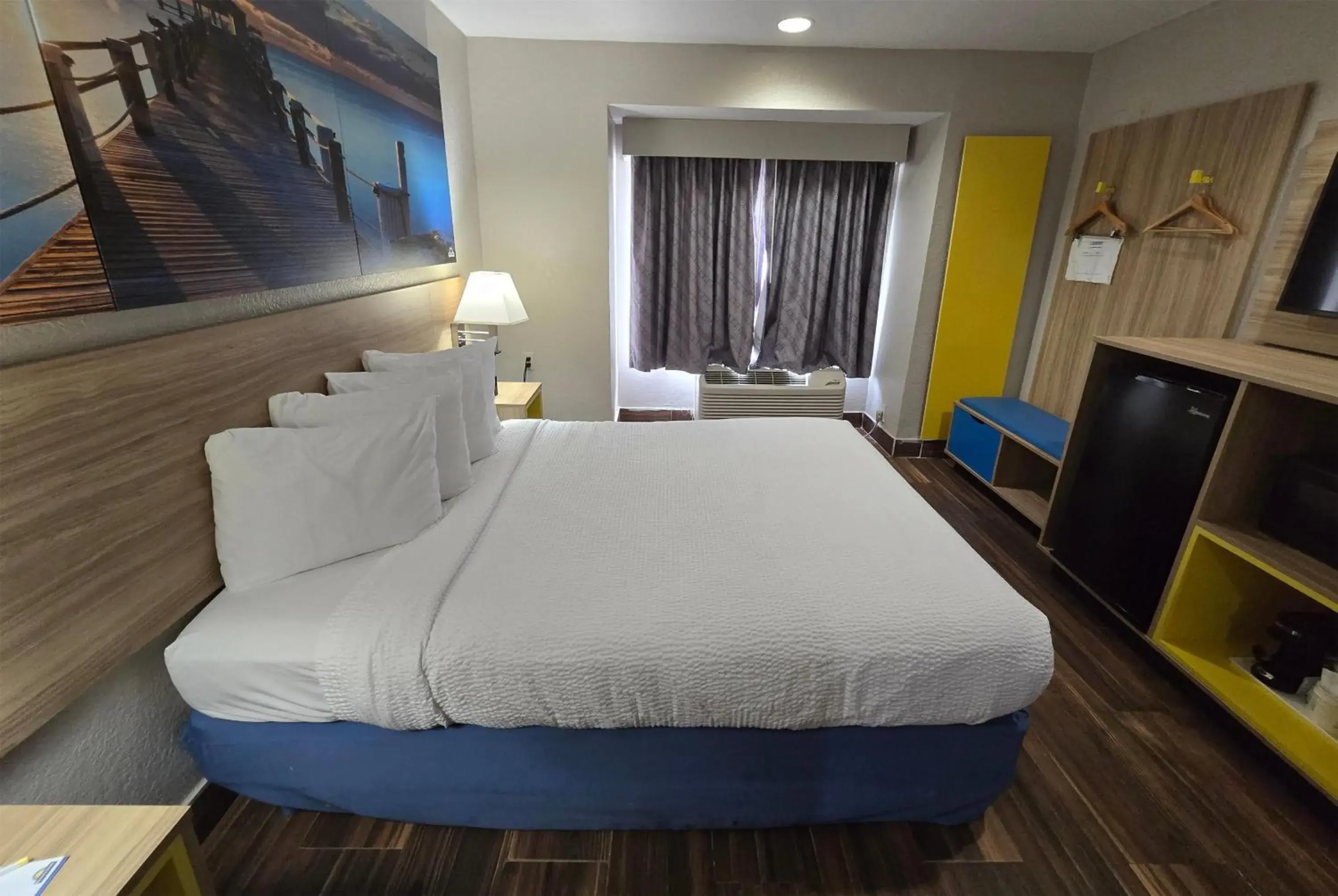 Photo of the whole room, Bed in Days Inn & Suites by Wyndham Tampa/Raymond James Stadium Photo of the whole room, Bed in Days Inn & Suites by Wyndham Tampa/Raymond James Stadium
