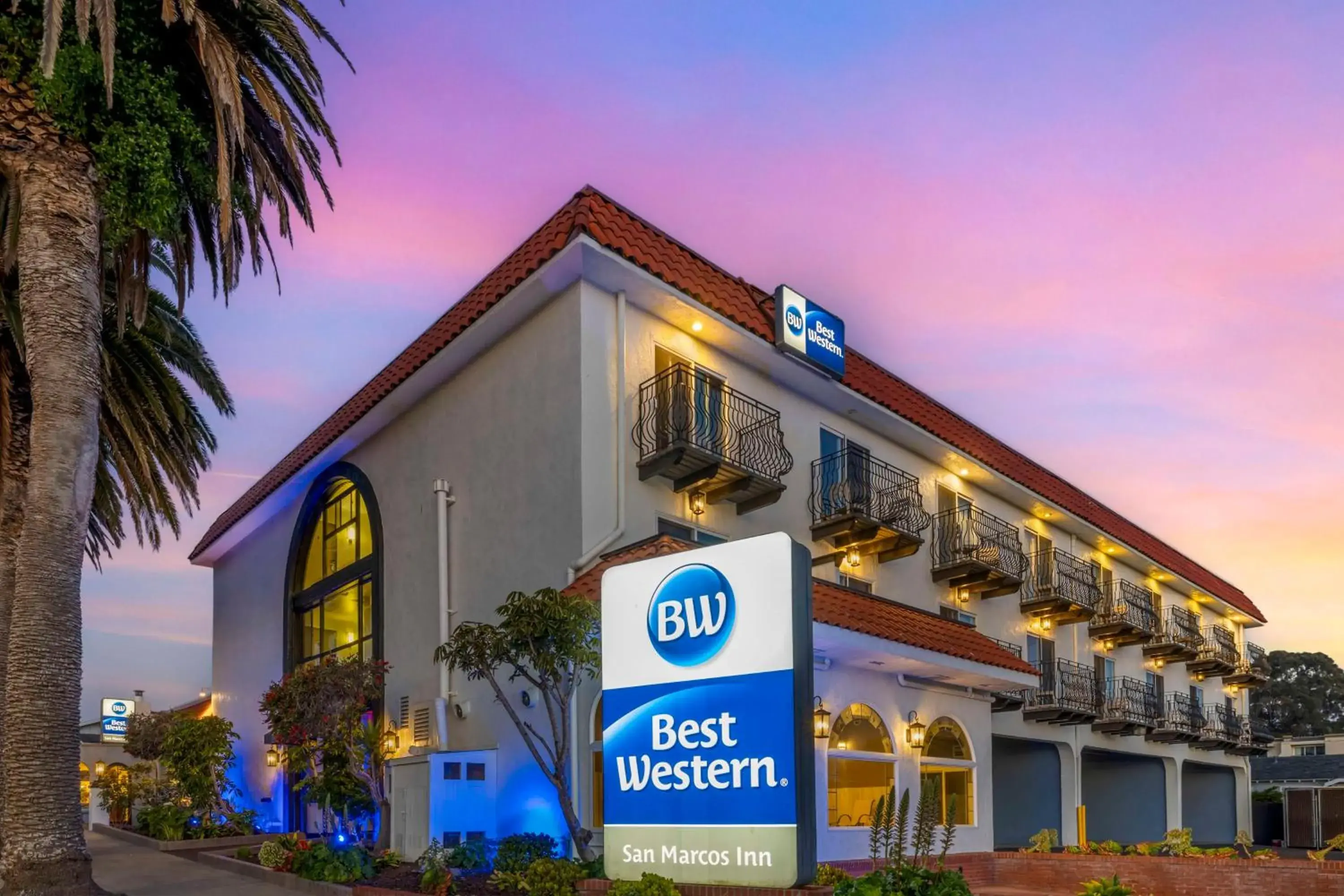 Property building in Best Western San Marcos Inn Property building in Best Western San Marcos Inn