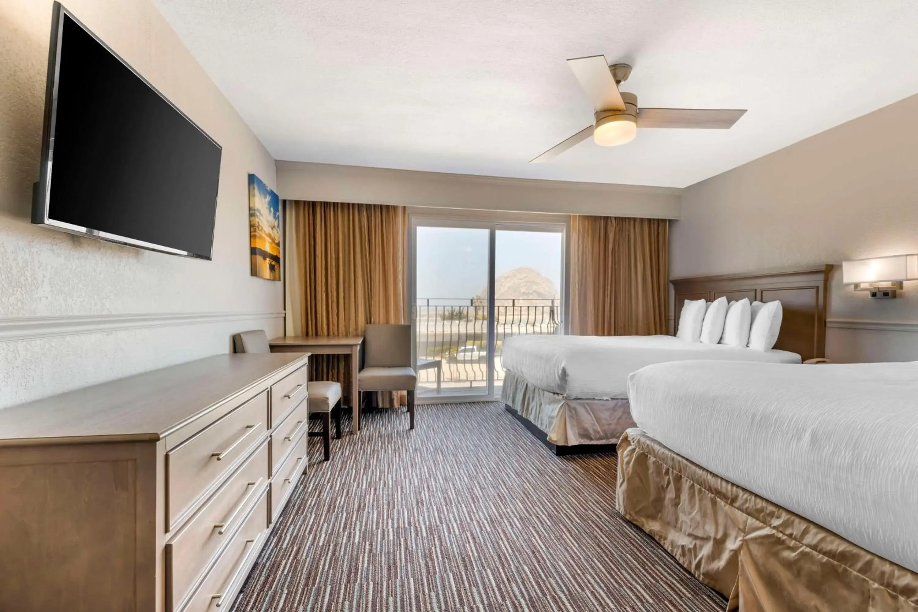 Queen Room with Two Queen Beds with Ocean View - Non Smoking in Best Western San Marcos Inn Queen Room with Two Queen Beds with Ocean View - Non Smoking in Best Western San Marcos Inn