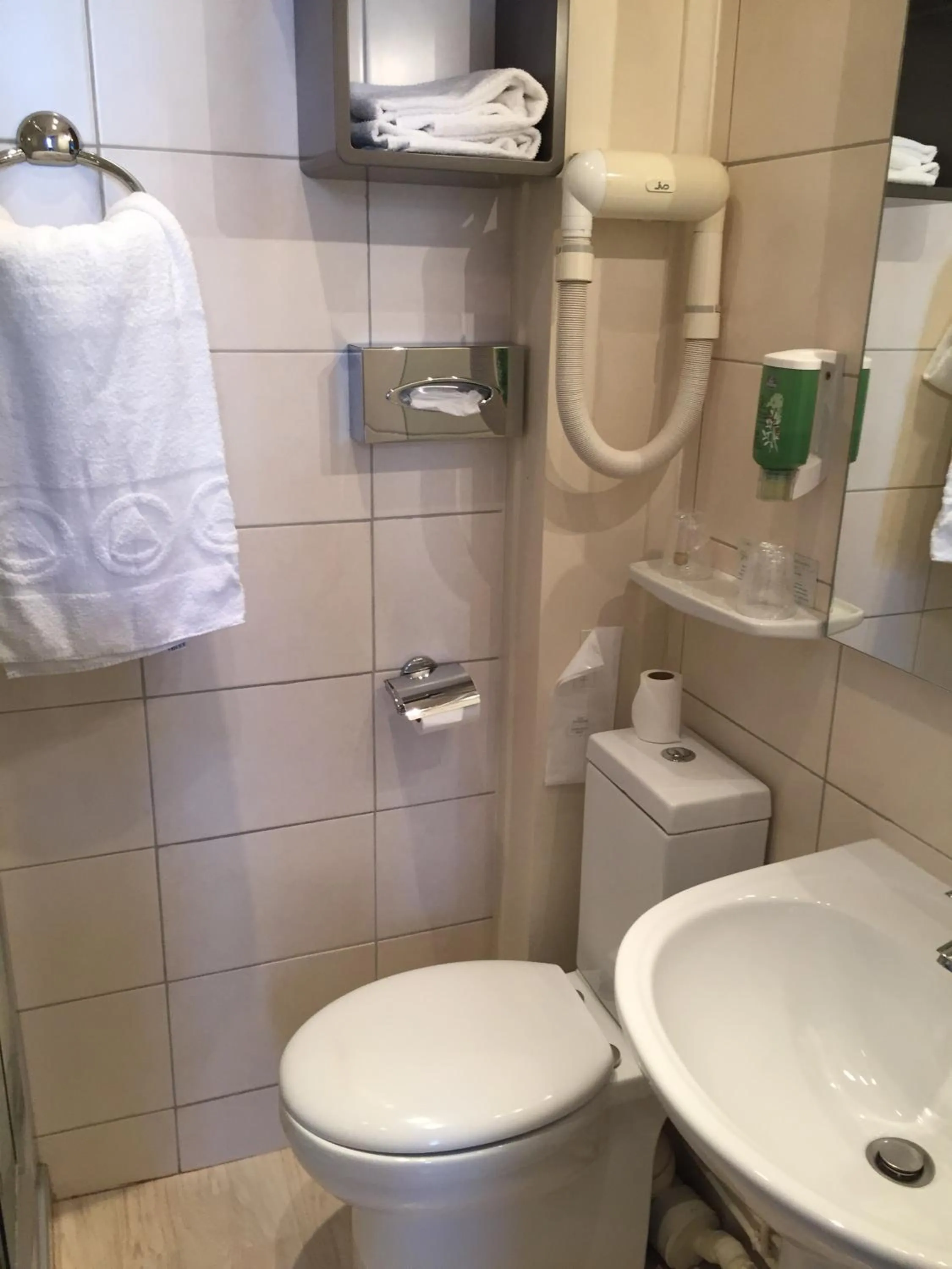 Bathroom in Grand Hotel de L'Univers